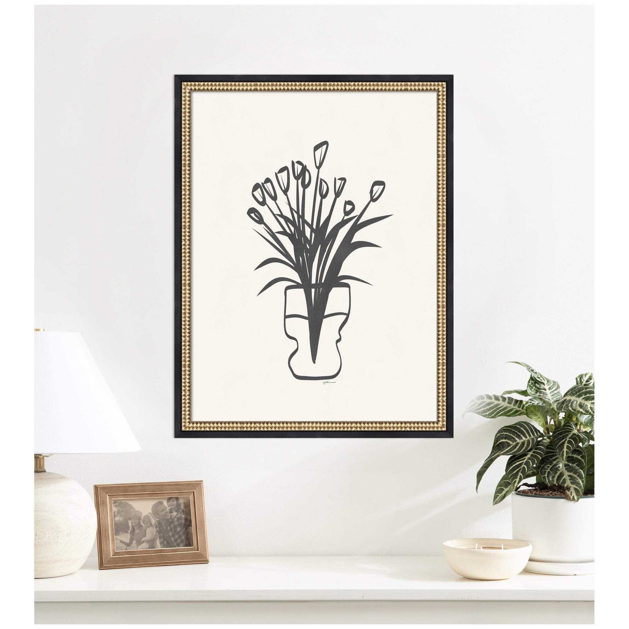 Kate And Laurel Tulips By Gabrielly Guedes Framed Wall Art Print