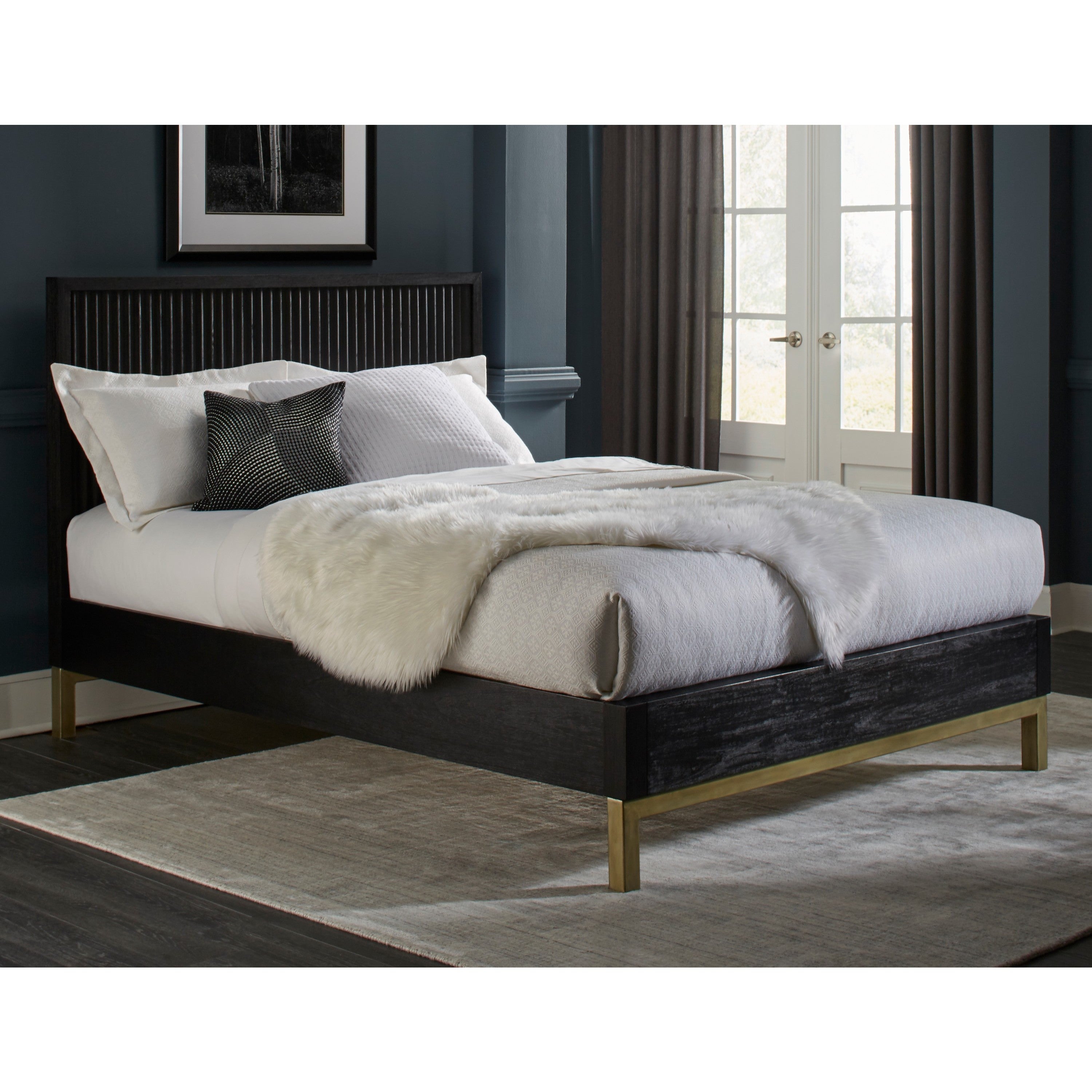 Kentfield Platform Bed In Transparent Black Mahogany