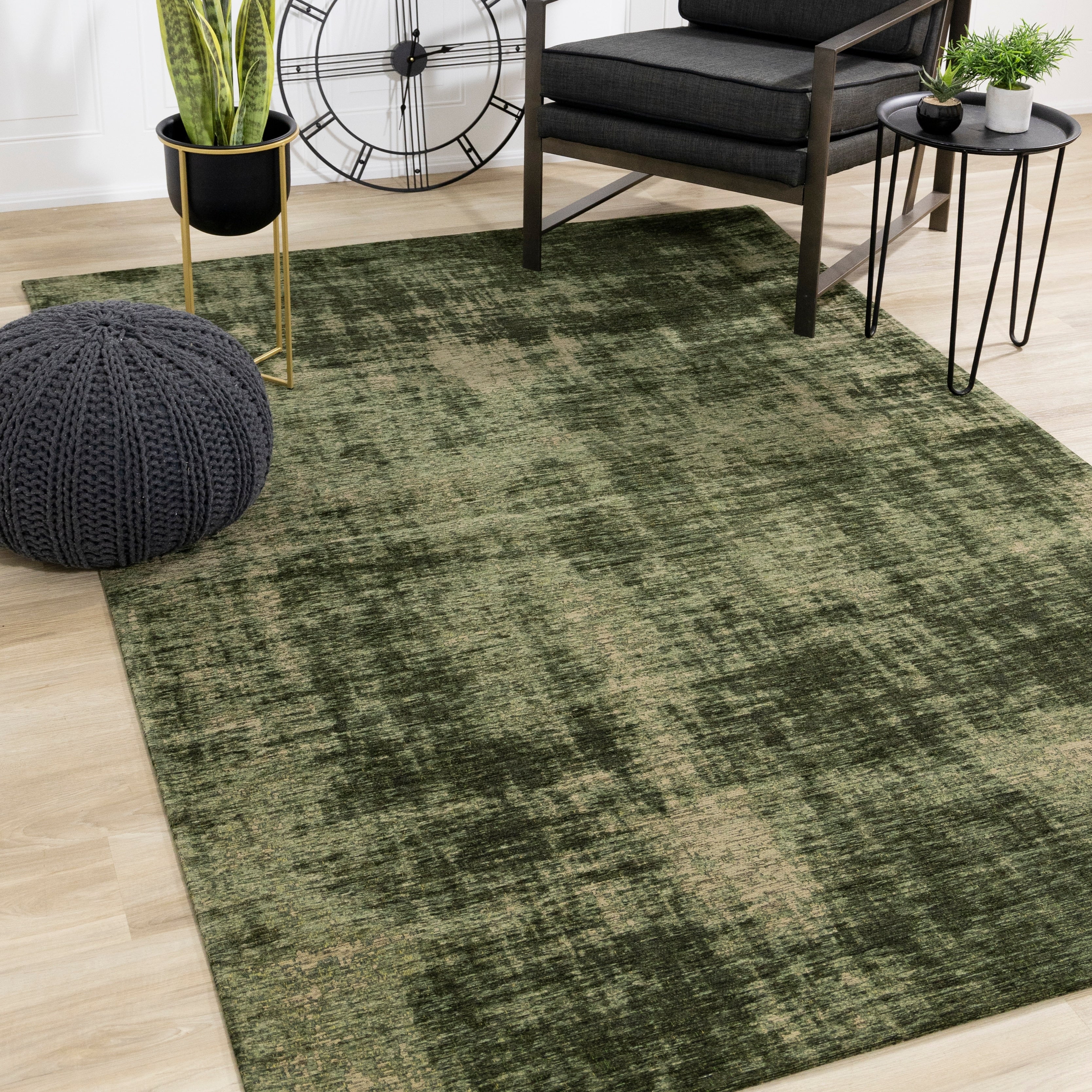 Broadway Green Distressed Hatching Rug
