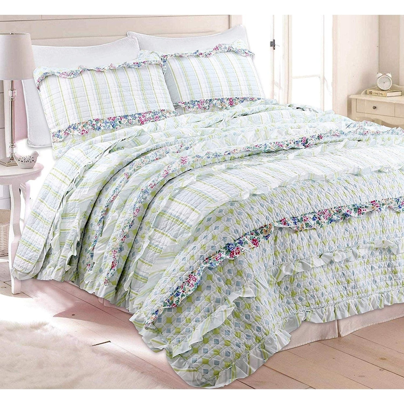 Porch Den Appellate Ruffled Cotton Reversible Quilt Set