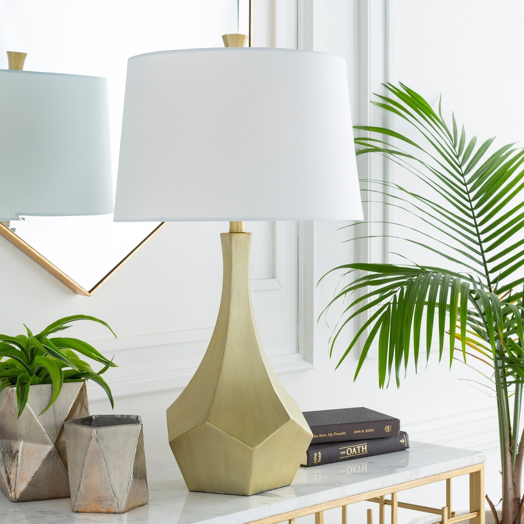 Hera Modern Geometric 28 Inch Table Lamp 16 X 16 X 28