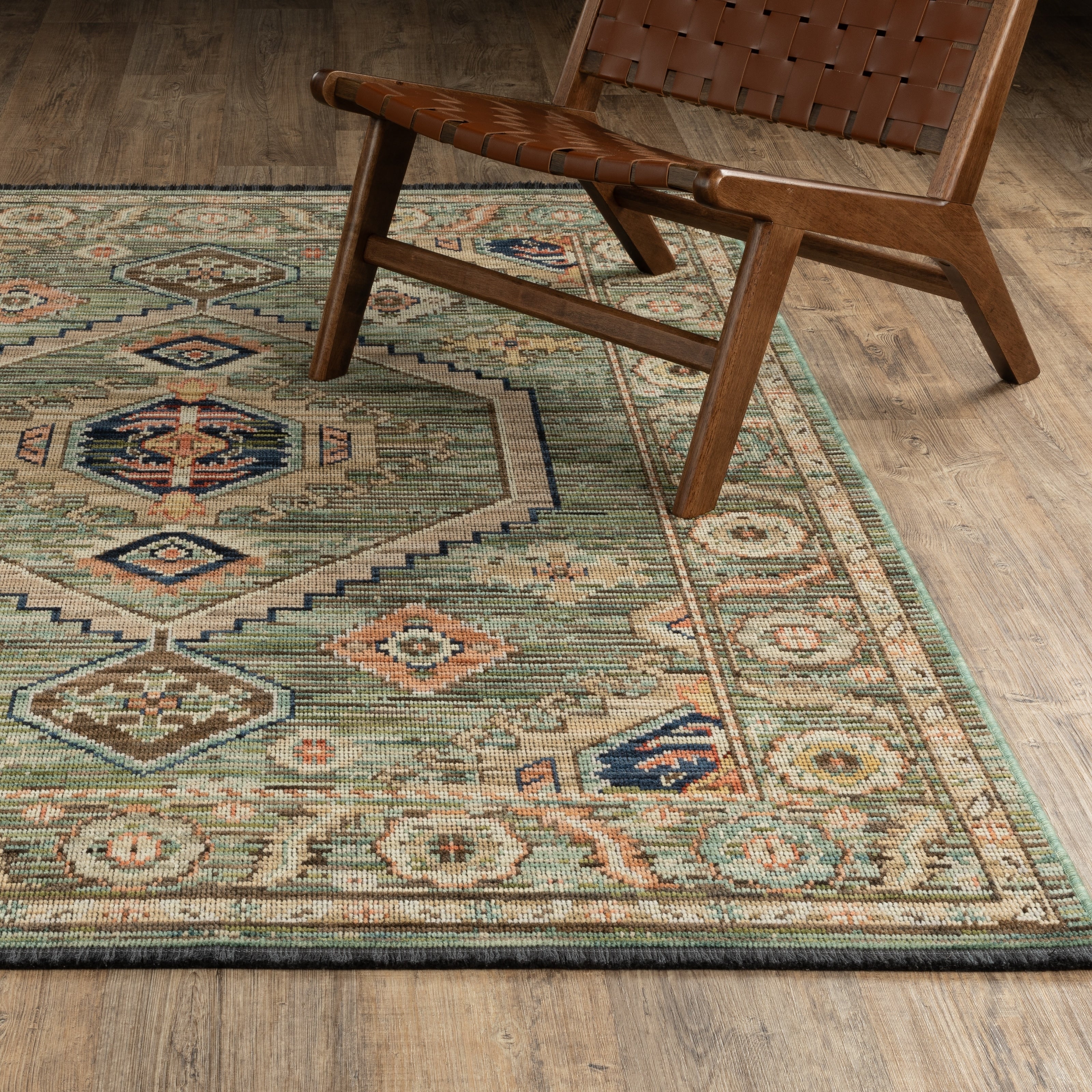 Landon Traditional Medallion Wool Blend Area Rug