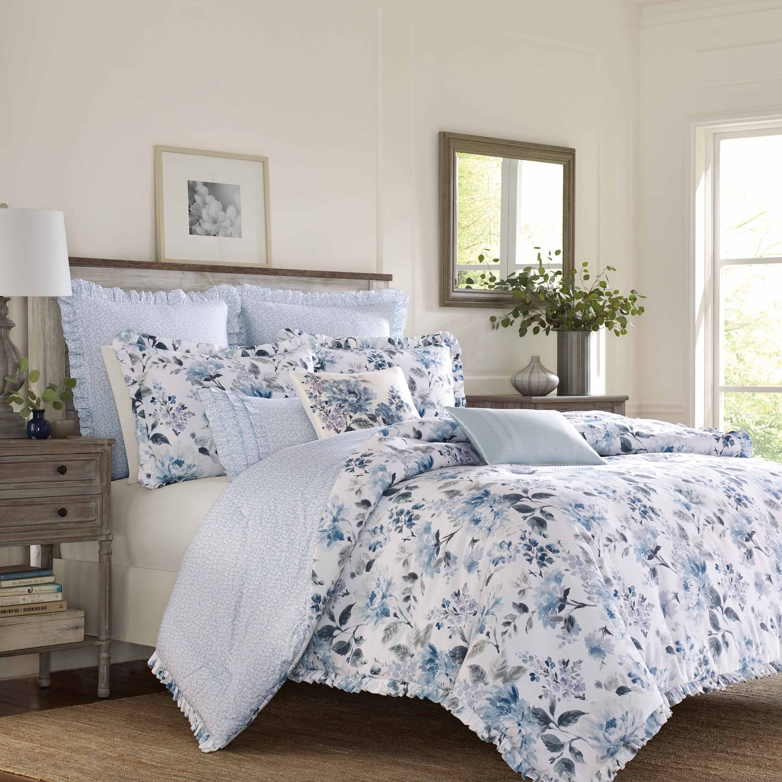Laura Ashley Chloe Blue Duvet Cover Set