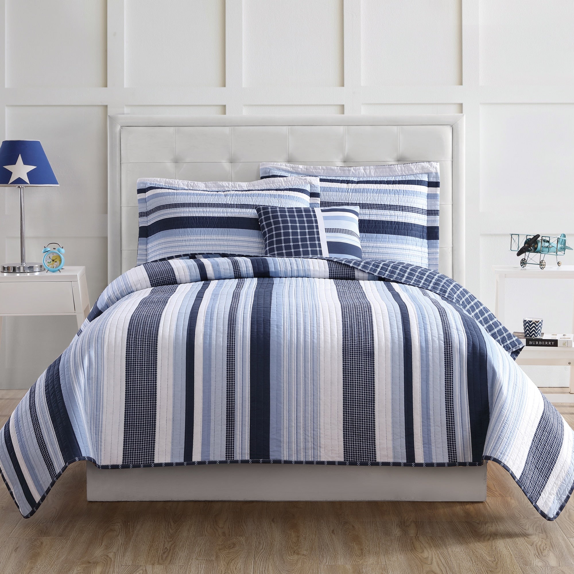 My World Mason Stripe 3 Piece Quilt Set With Bonus Decorative Pillow