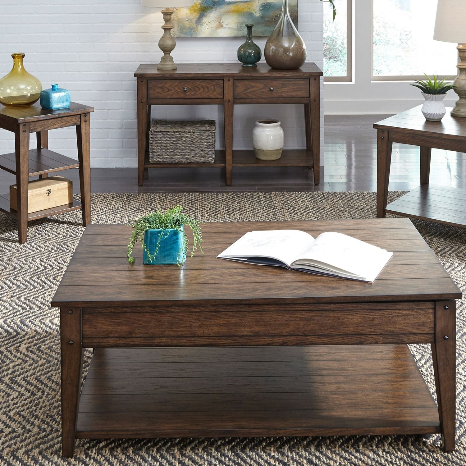 Lake House Rustic Brown Oak Lift Top Cocktail Table