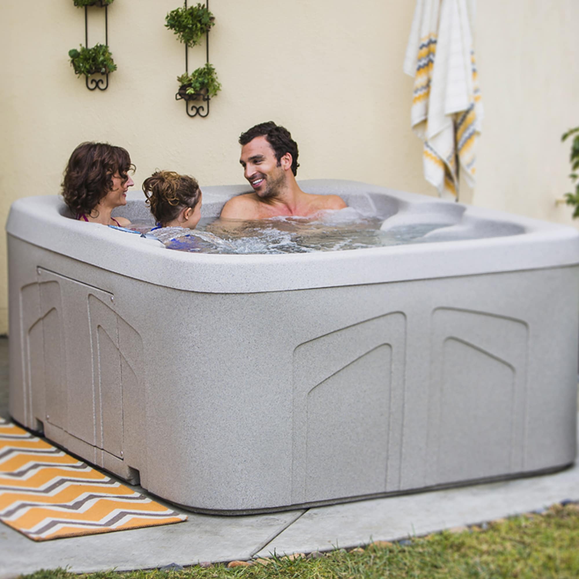 Lifesmart Ls100Dx 4 Person 20 Jet Spa