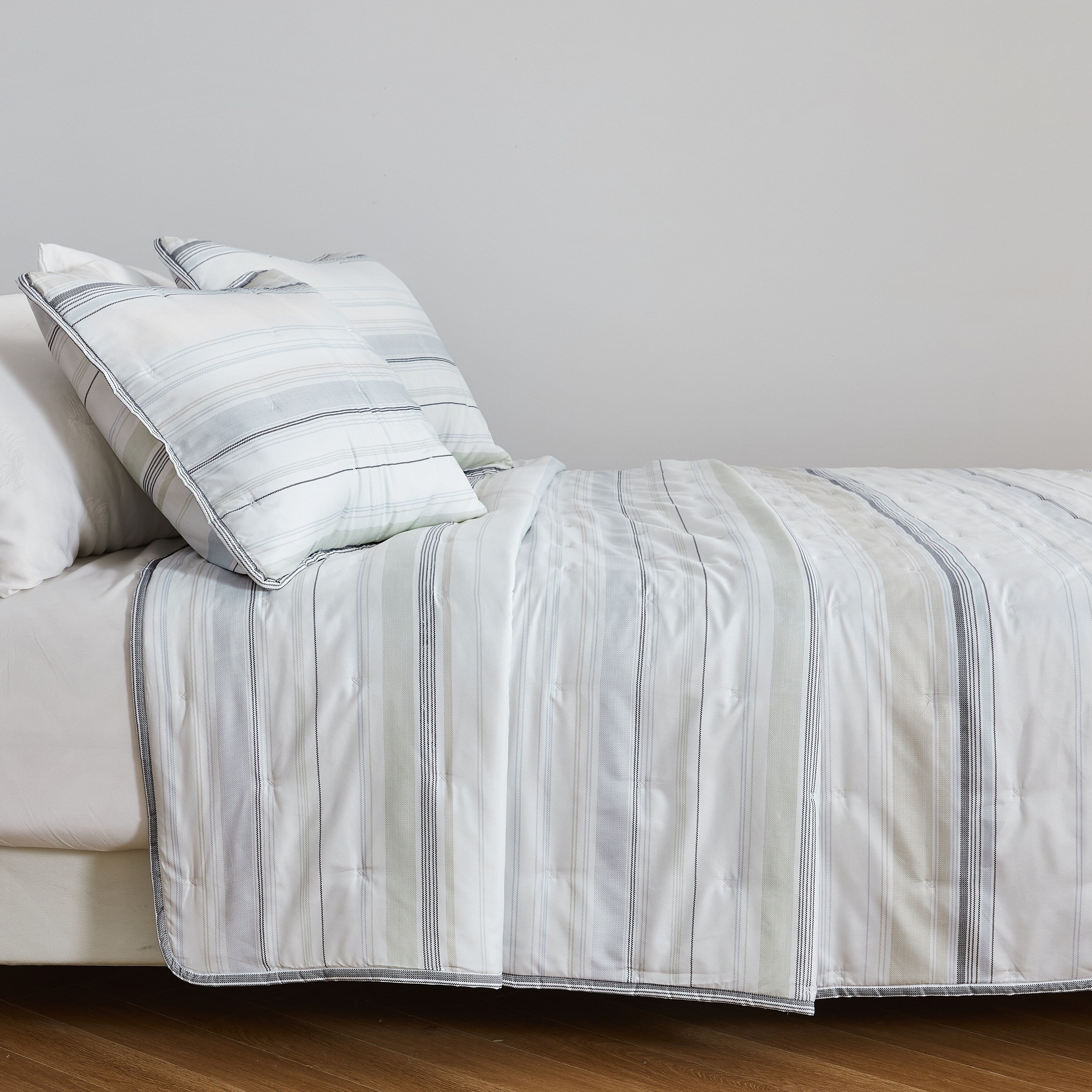 Linery Co. Detailed Dot Stitch Quilt Set With Shams