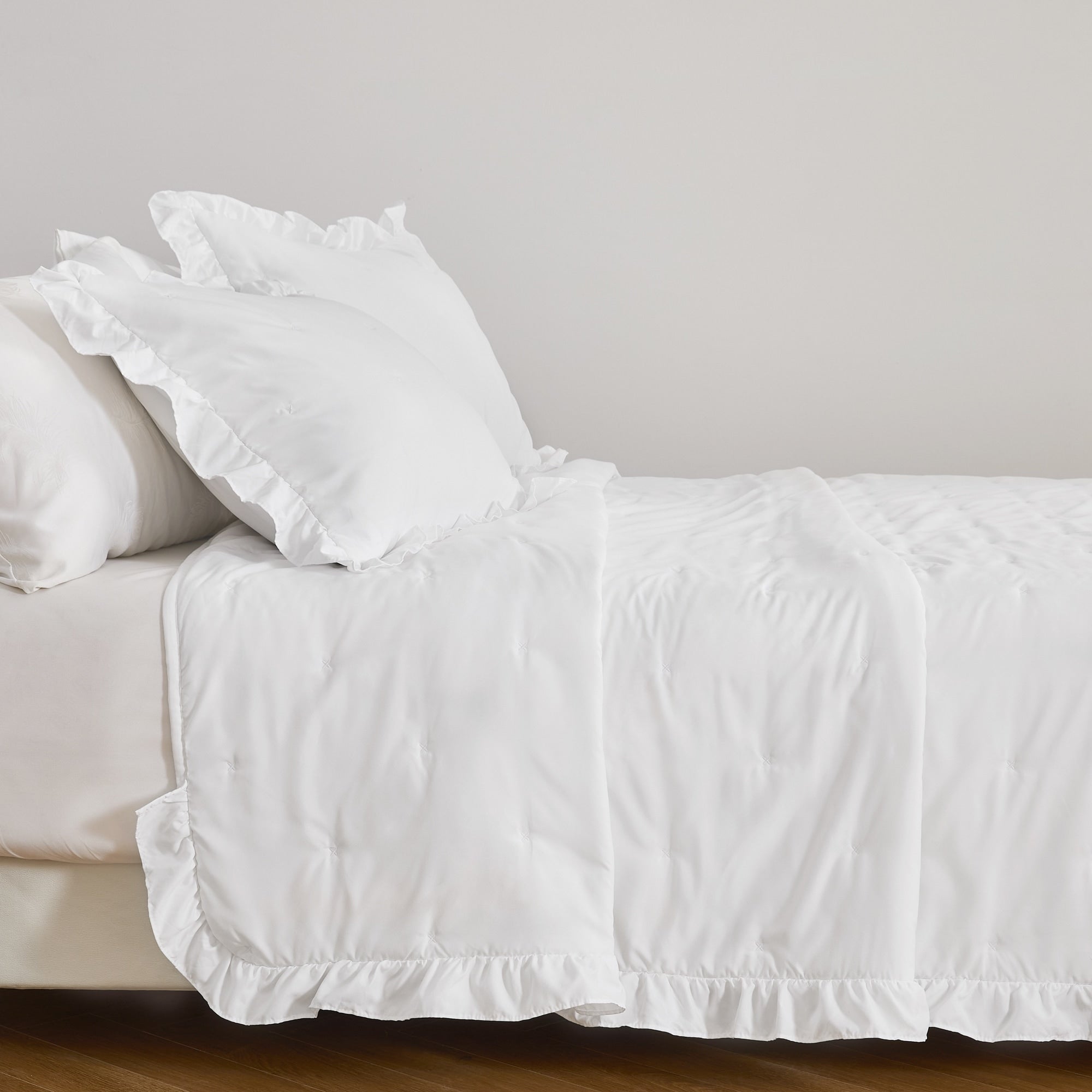 Linery Co. Dot Stitch Ruffled Quilt Set With Shams.