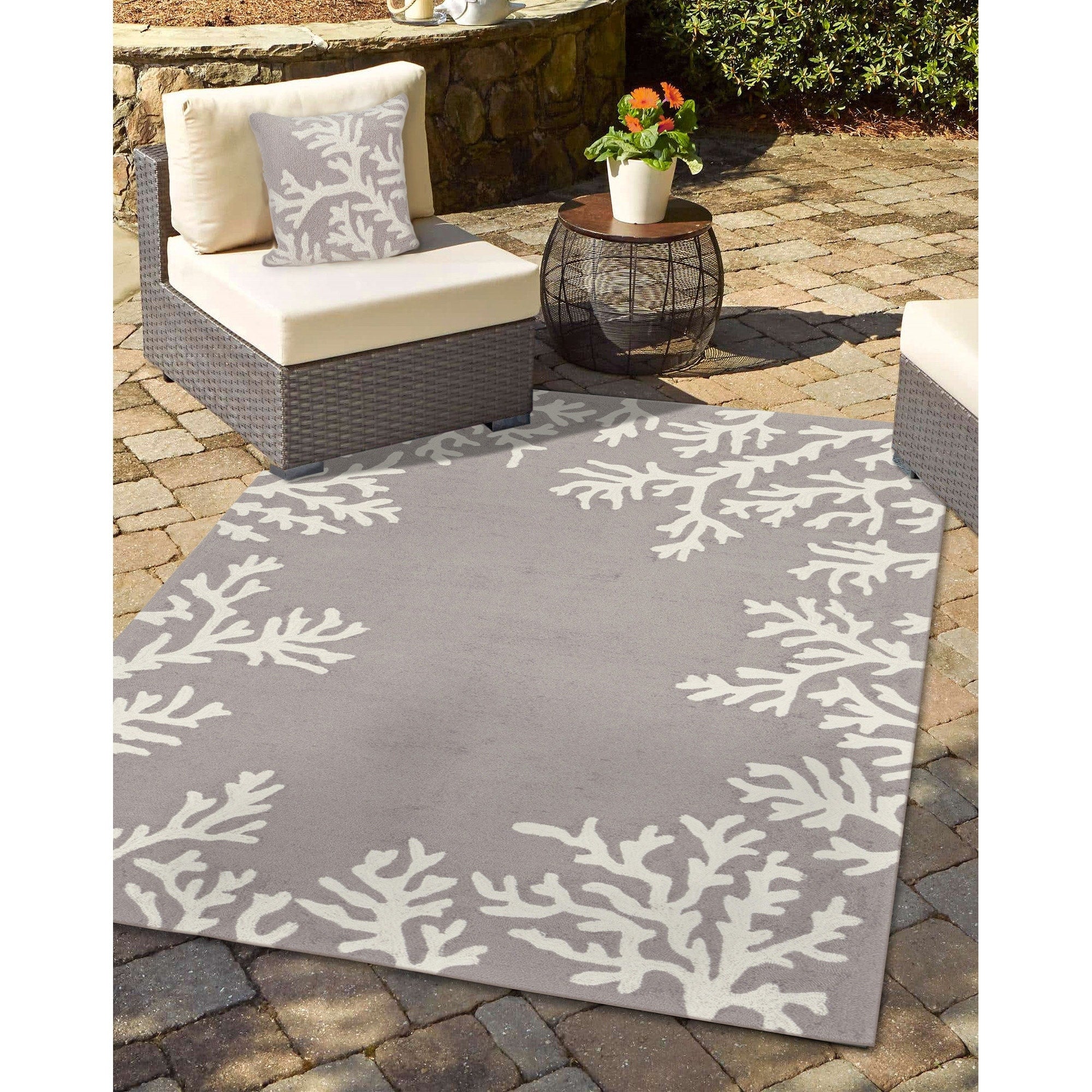 Liora Manne Frontporch Coral Indoor Outdoor Pillow Silver 18 Square