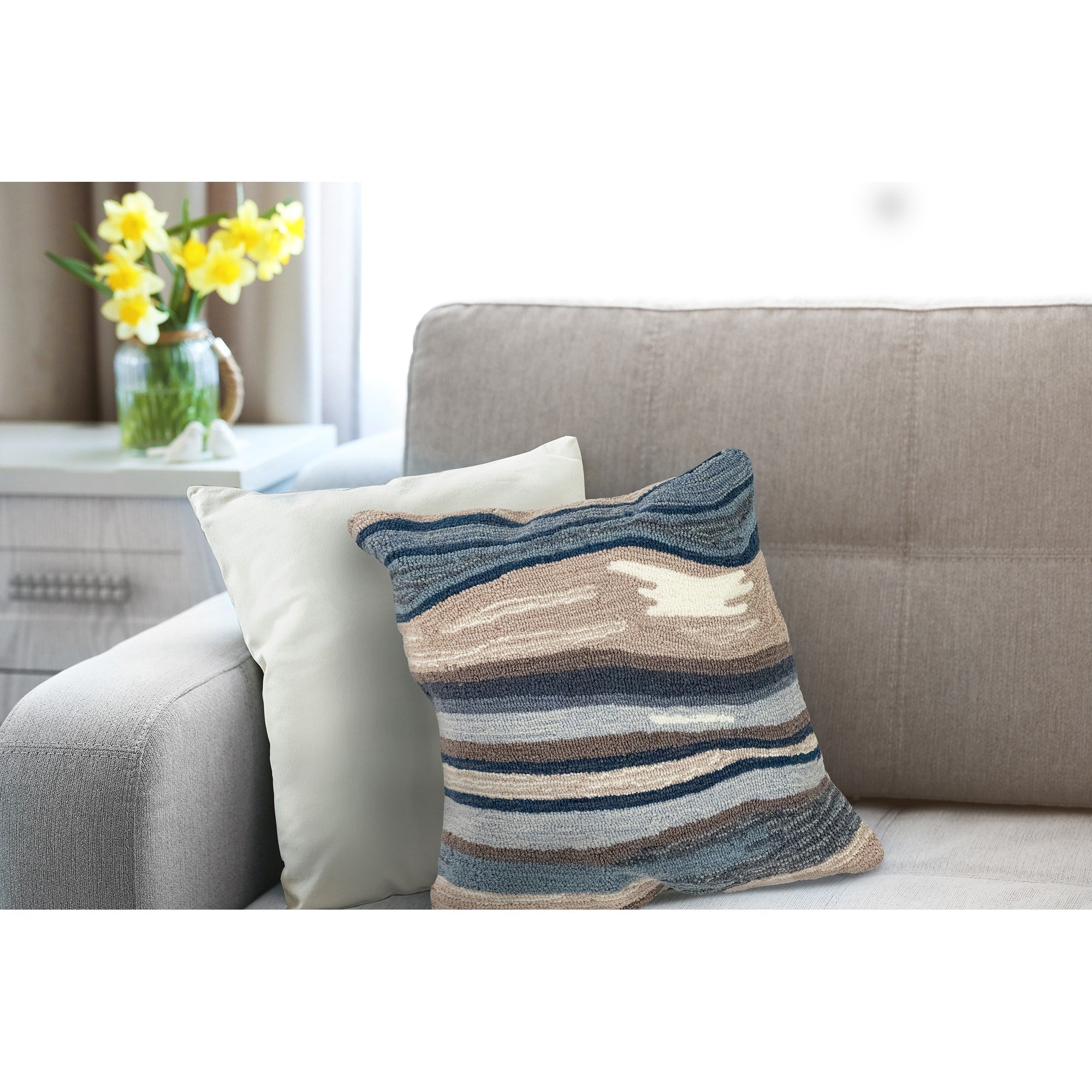 Liora Manne Frontporch Ipanema Indoor Outdoor Pillow Blue Grey.