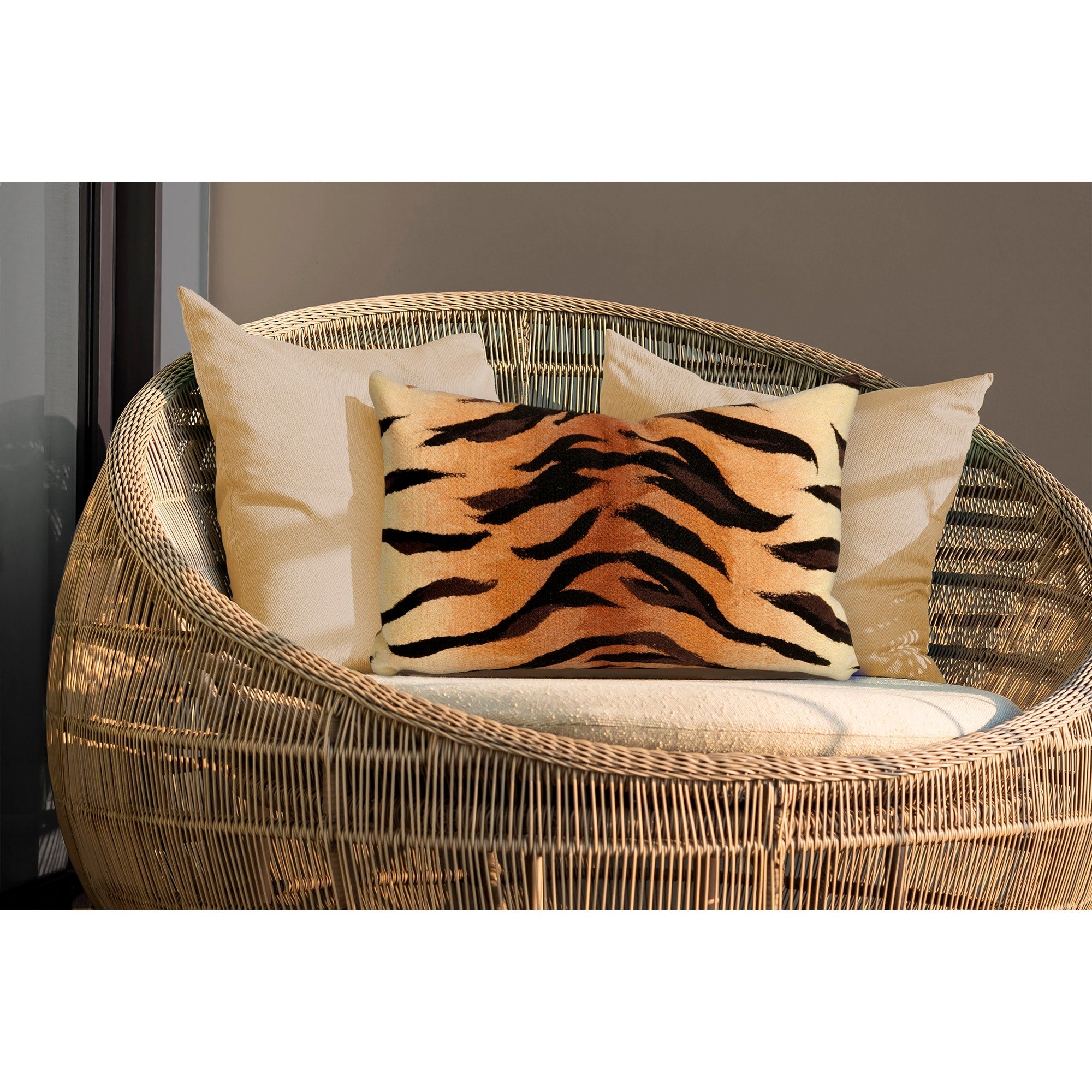 Liora Manne Visions I Tiger Indoor Outdoor Pillow Brown 12 X20