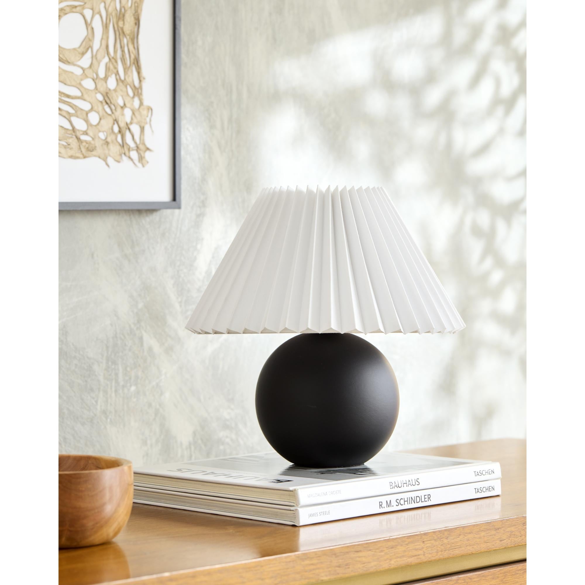 Livabliss Bajo Traditional Accent Table Lamp