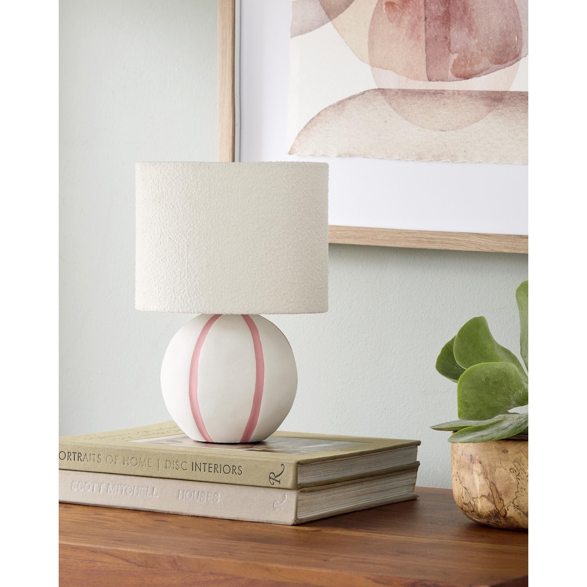 Livabliss Kinki Traditional Accent Table Lamp 13 H X 8 W X 8 D