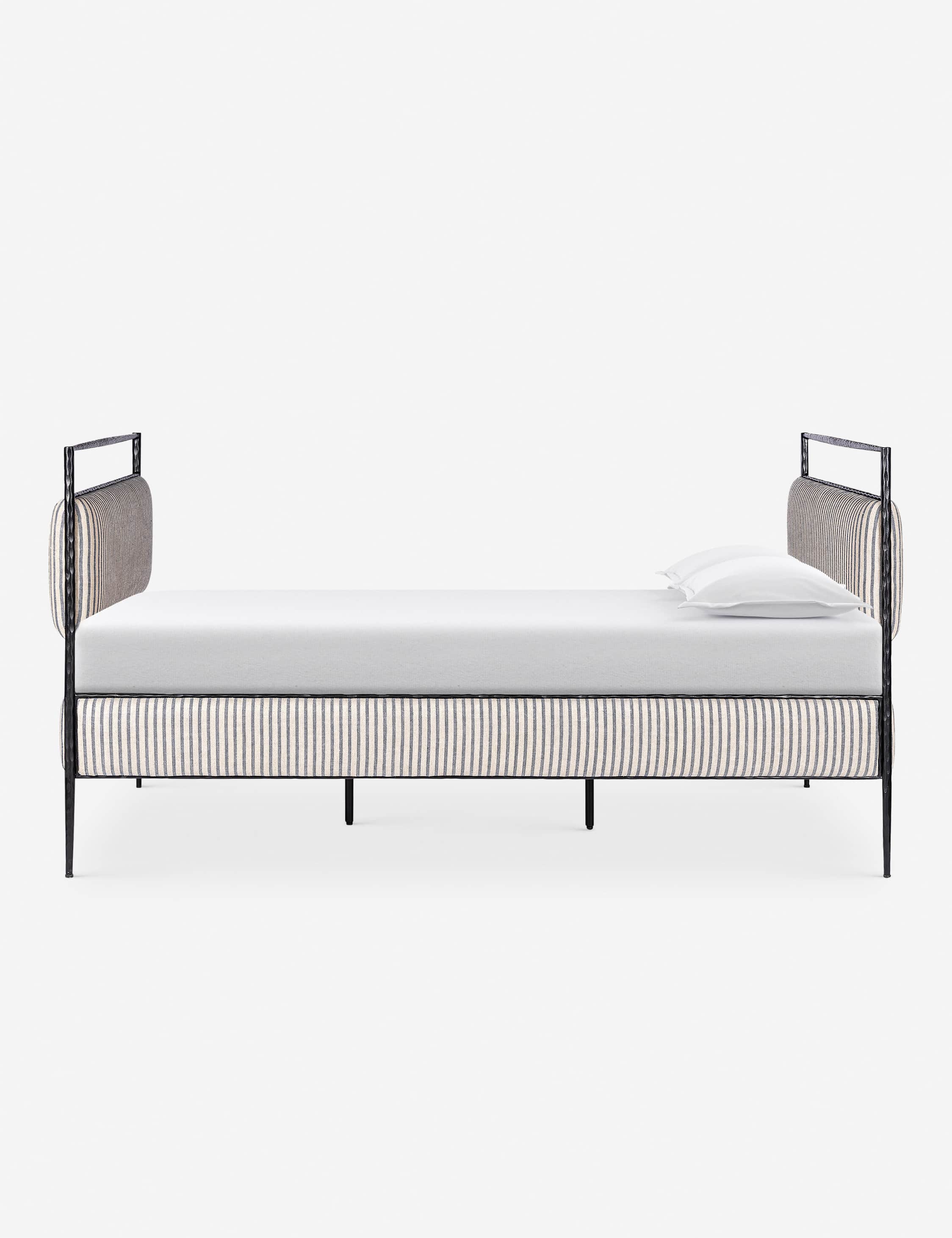 Soma Daybed by Meno Home x Co.House Designs