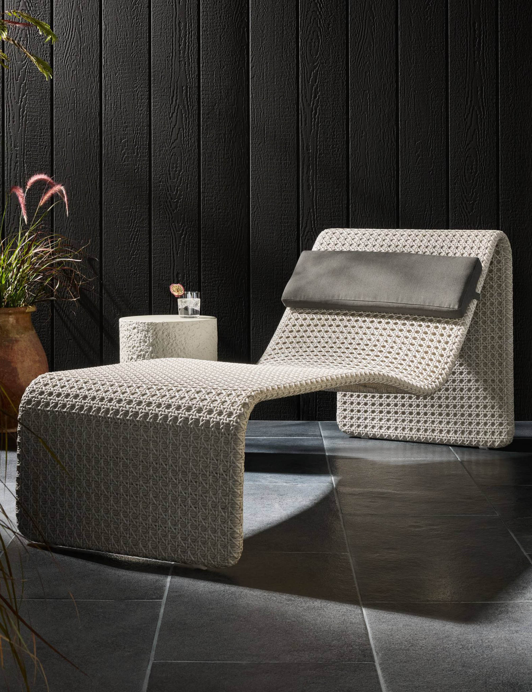 Simi Indoor / Outdoor Chaise
