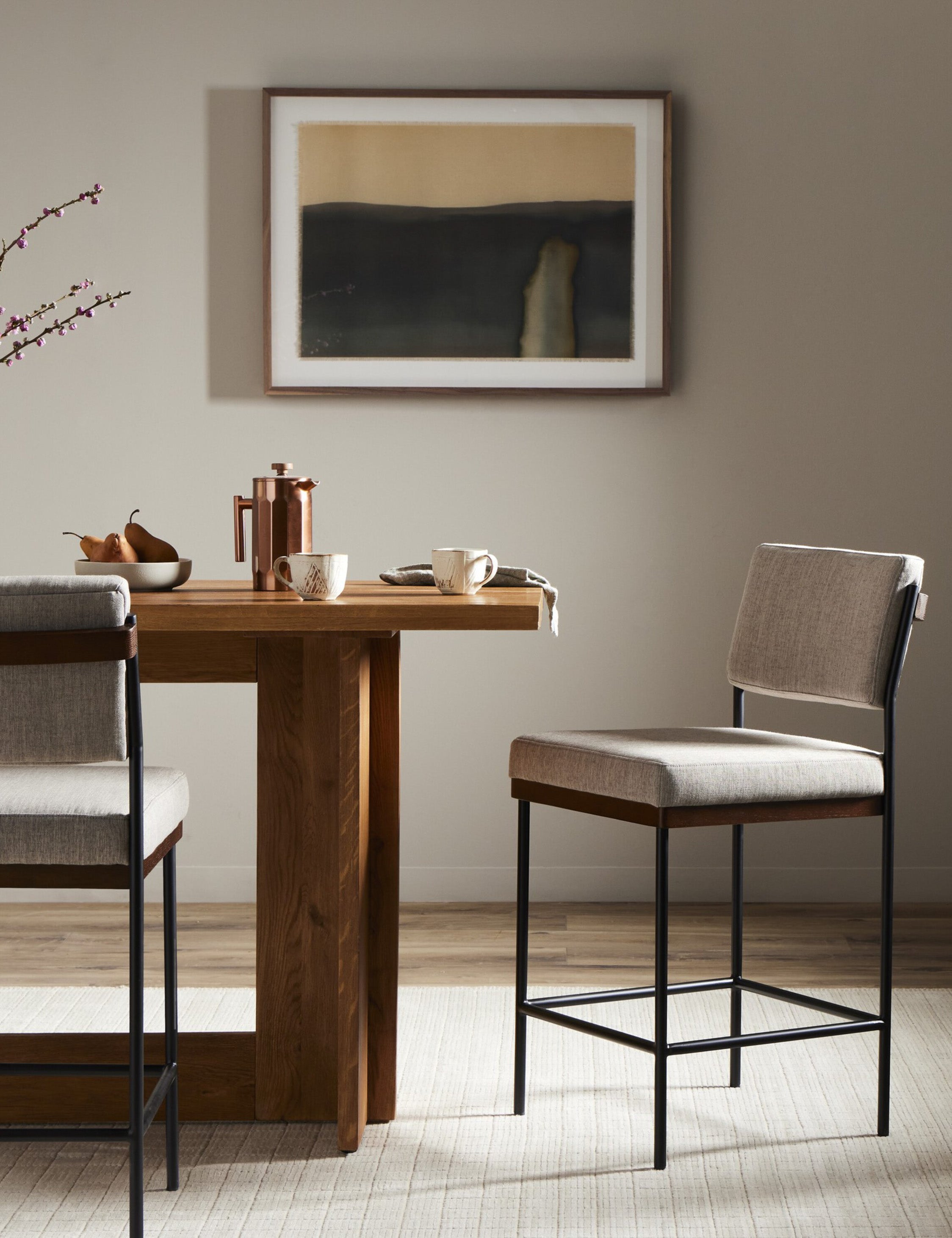 Izzi Stool
