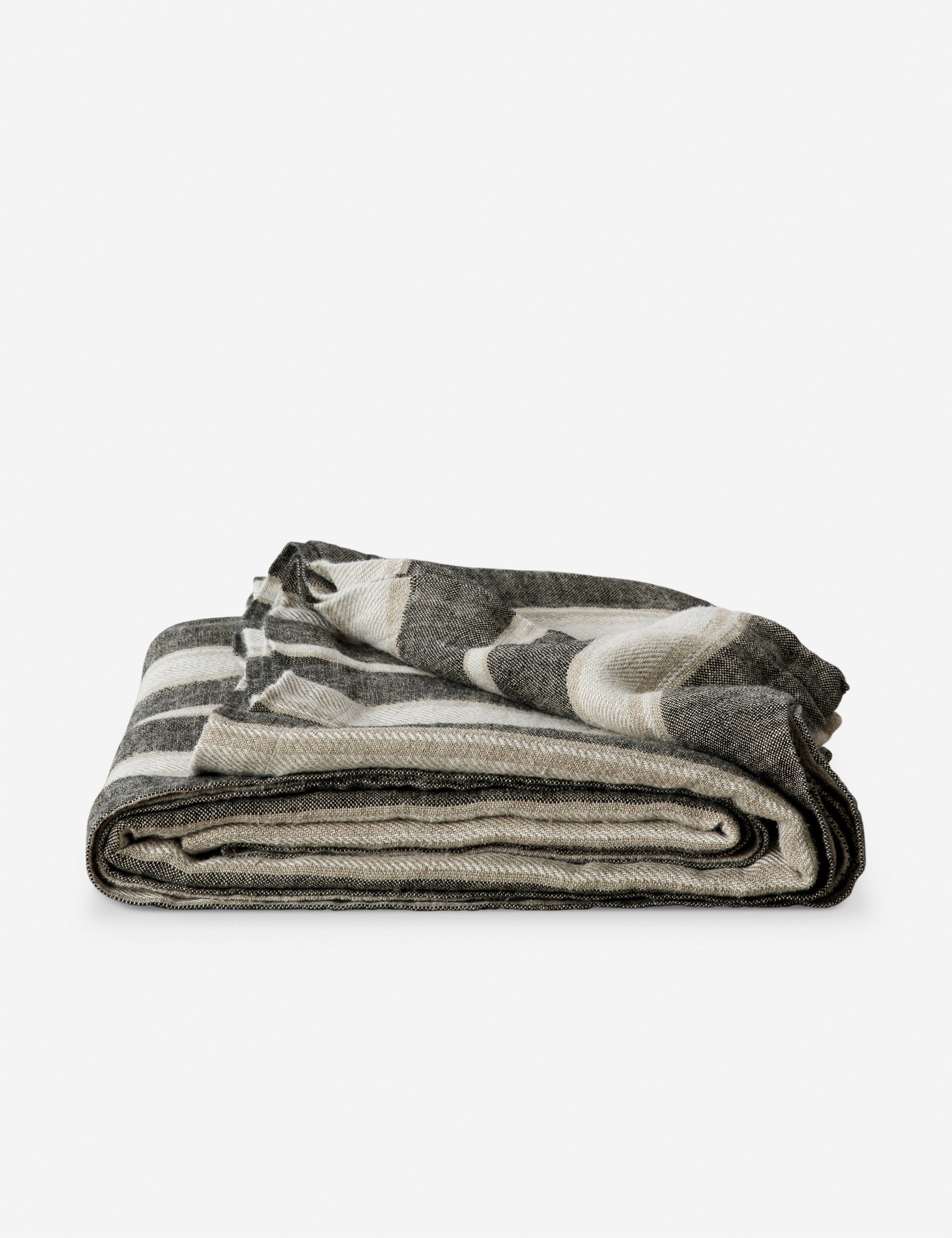 Mira Bed Cover by Cultiver