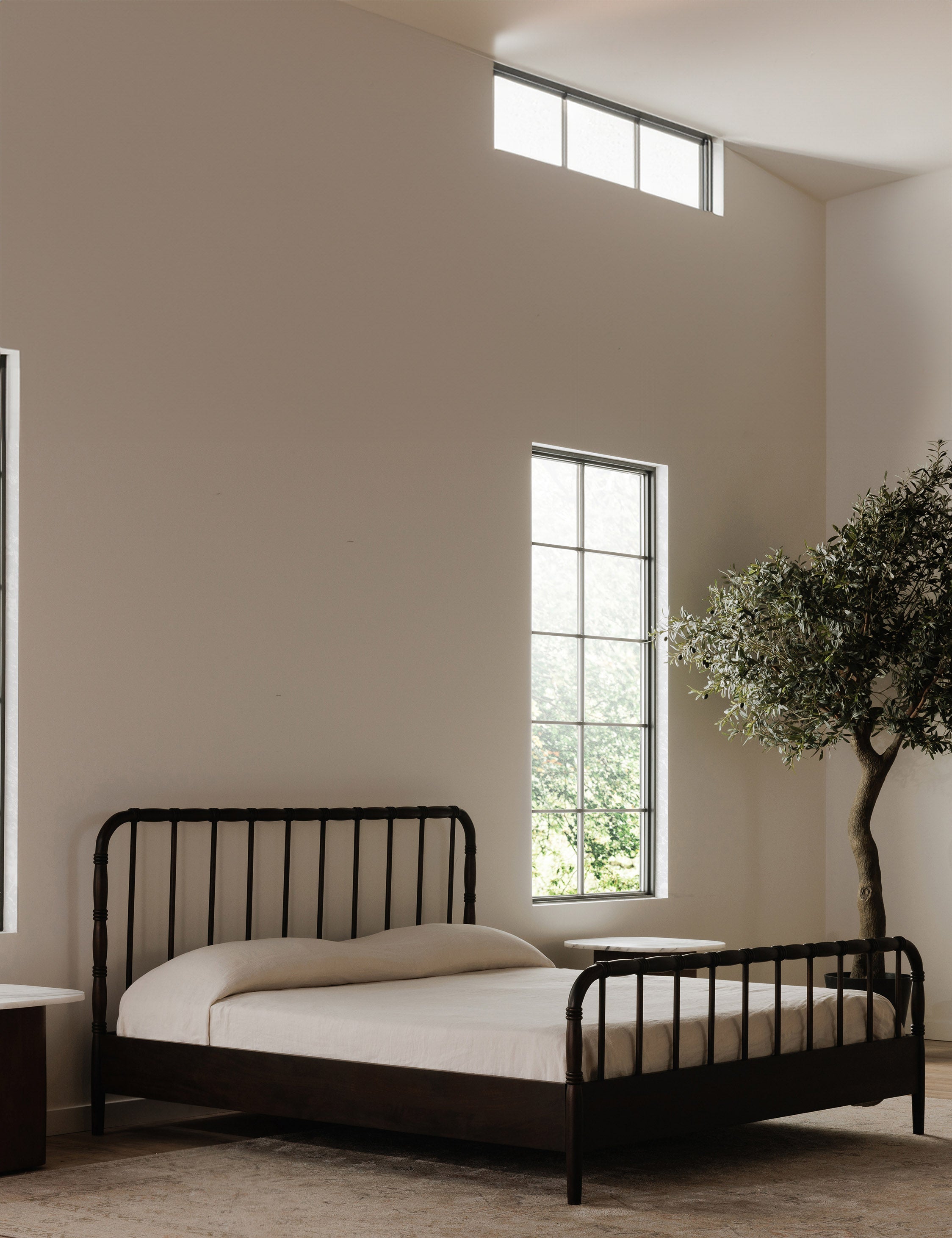 Wallis Platform Bed