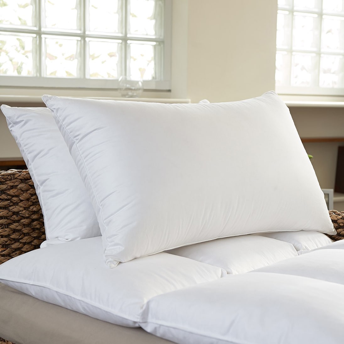 Luxury 400 Thread Count Feather And Down Pillows Set Of 2