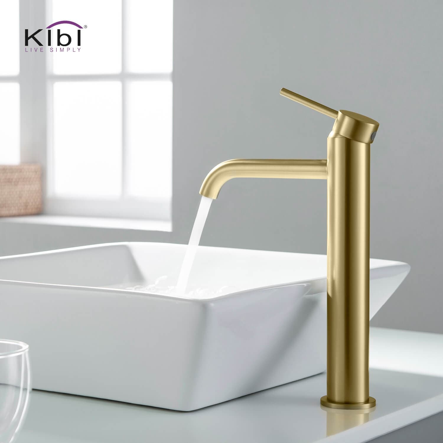 Lead Free Solid Brass Single Handle Bathroom Vanity Sink Faucet With Water Hose