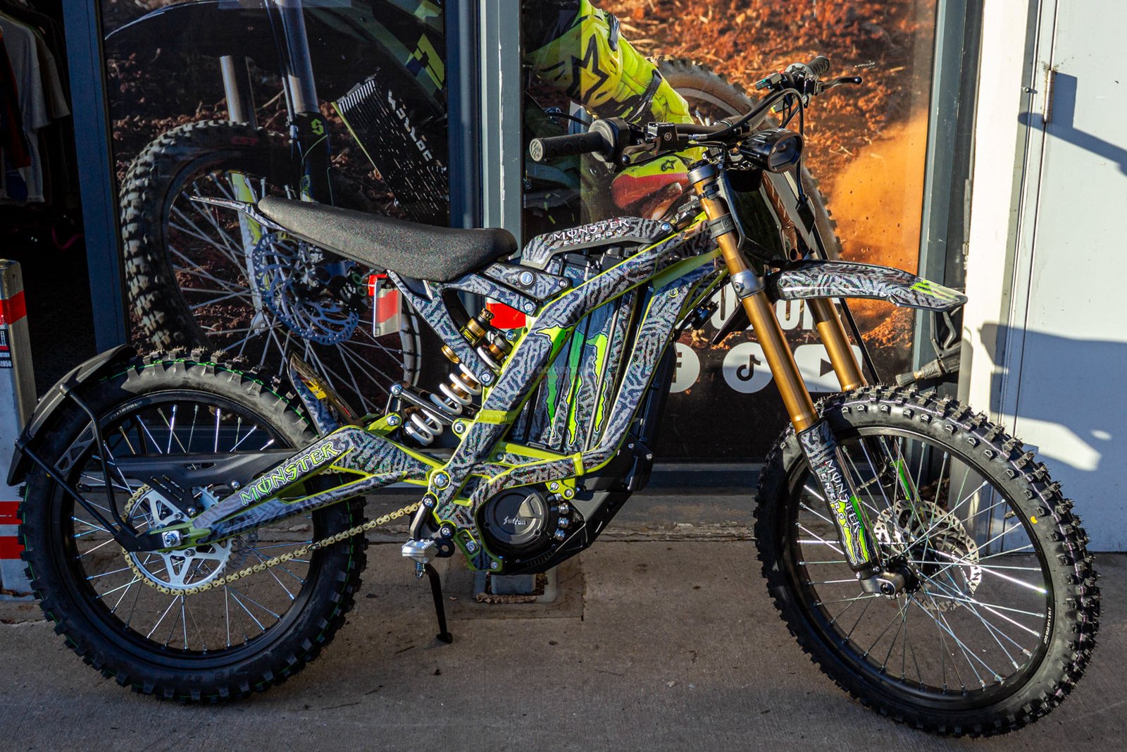SUR RON LBX FULL COVERAGE GRAPHIC KIT – MONSTER GREY