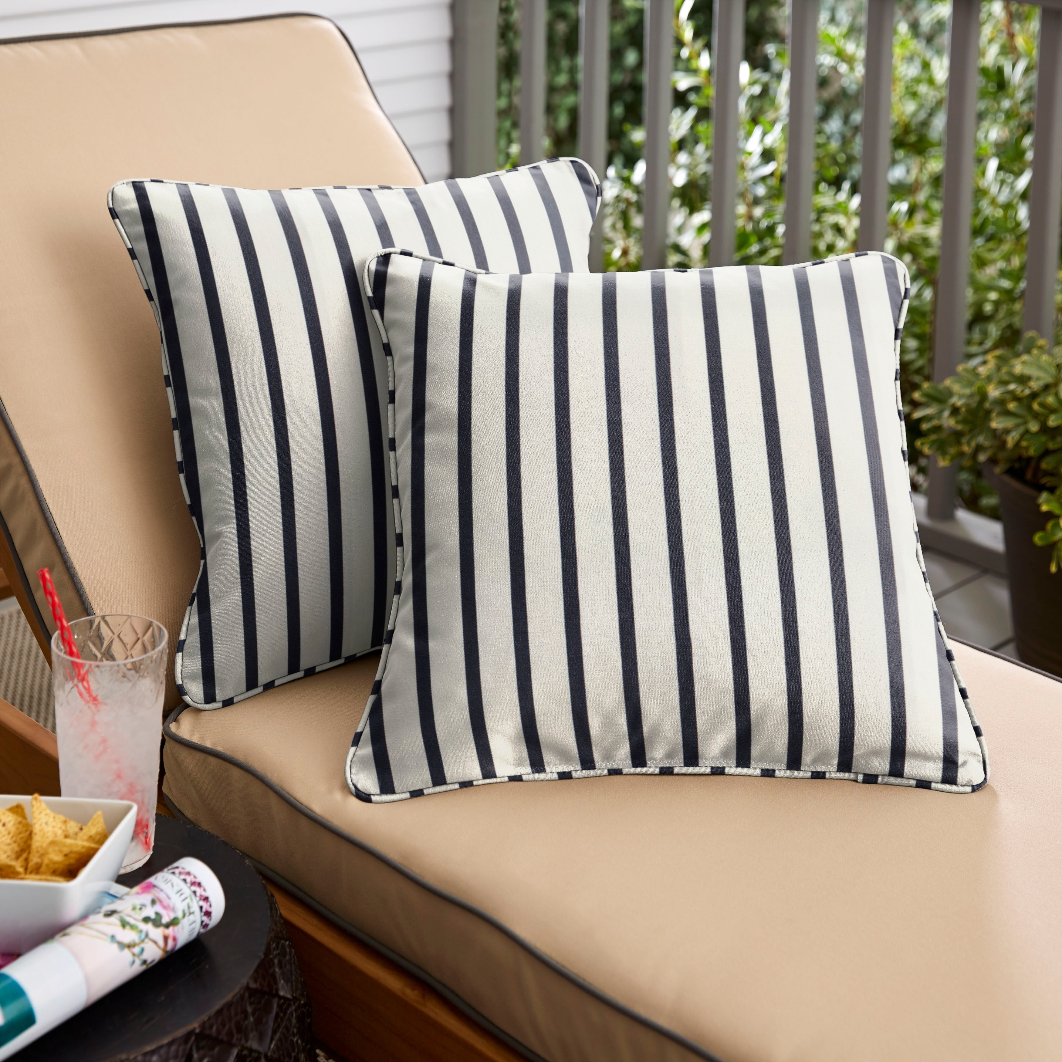 Mabley Sunbrella Lido Indigo Indoor Outdoor Corded Pillow Set