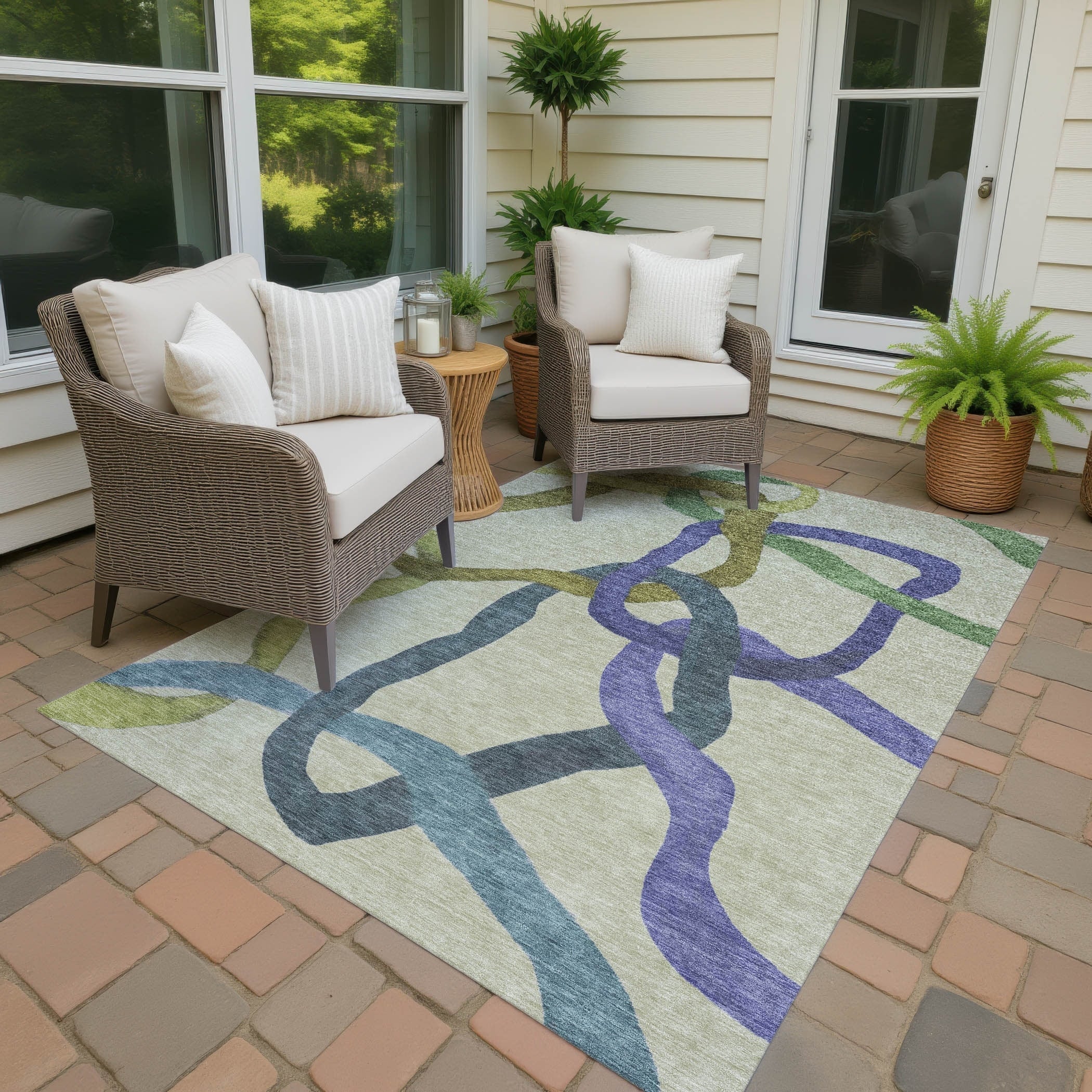 Machine Washable Indoor Outdoor Abstract Links Chantille Rug
