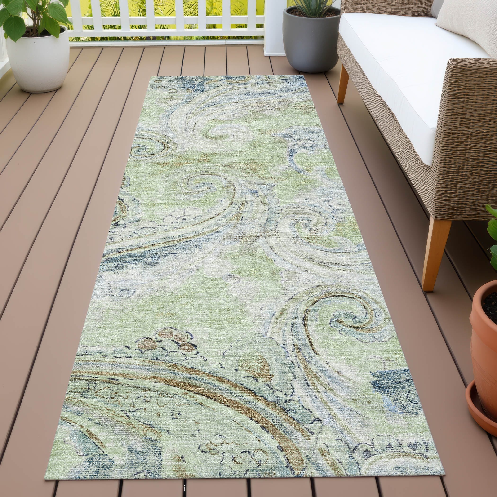 Machine Washable Indoor Outdoor Chic Paisley Chantille Rug