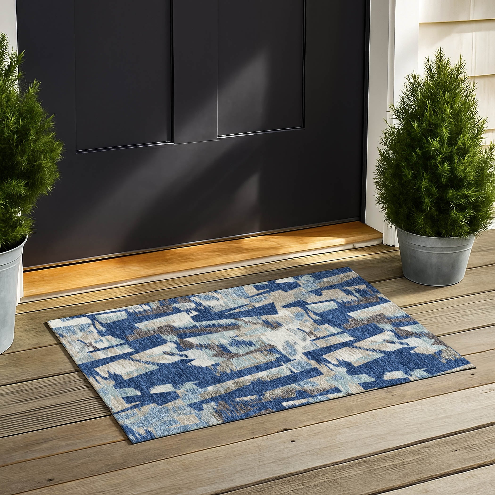Machine Washable Indoor Outdoor Contemporary Mendota Chantille Rug