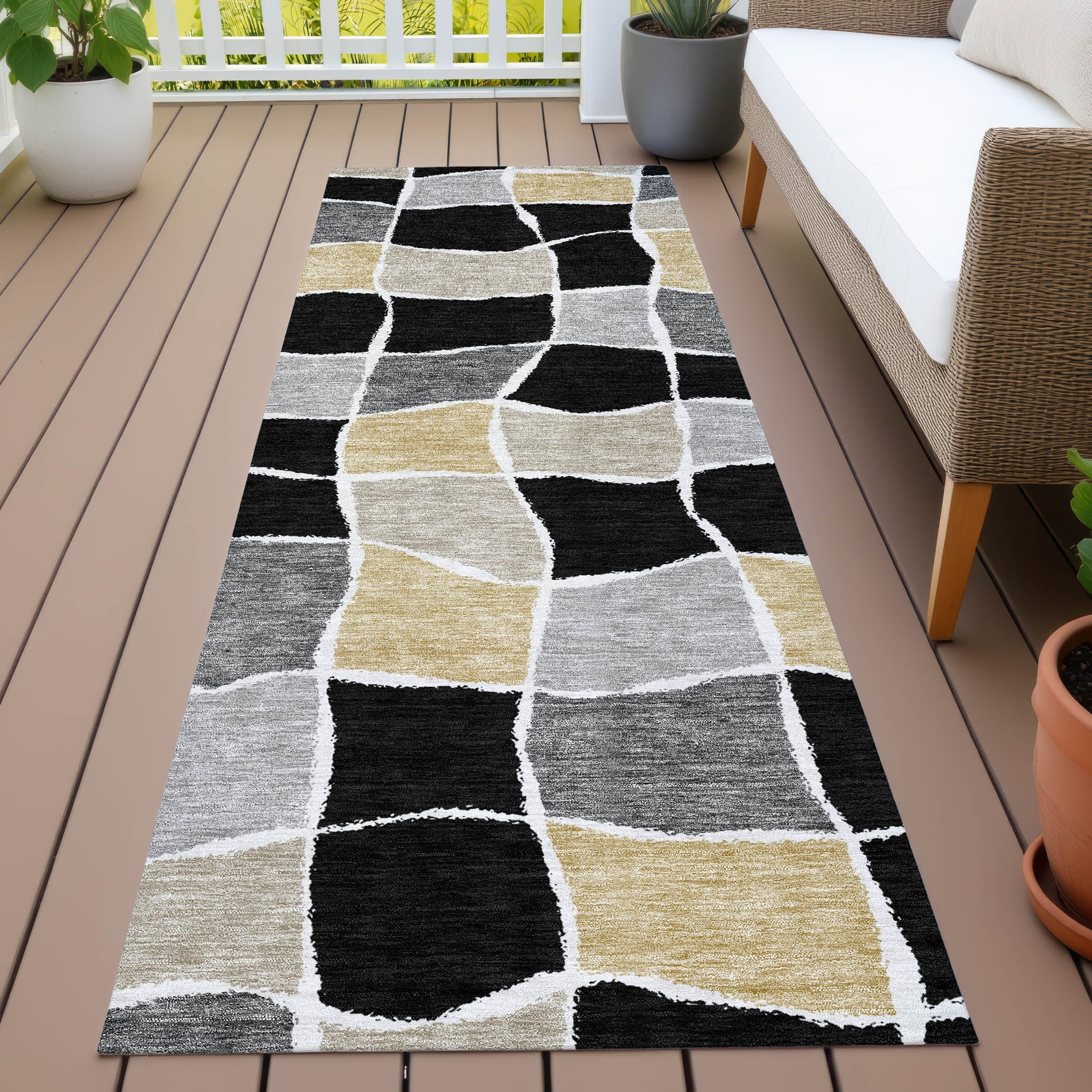 Machine Washable Indoor Outdoor Contemporary Orono Chantille Rug