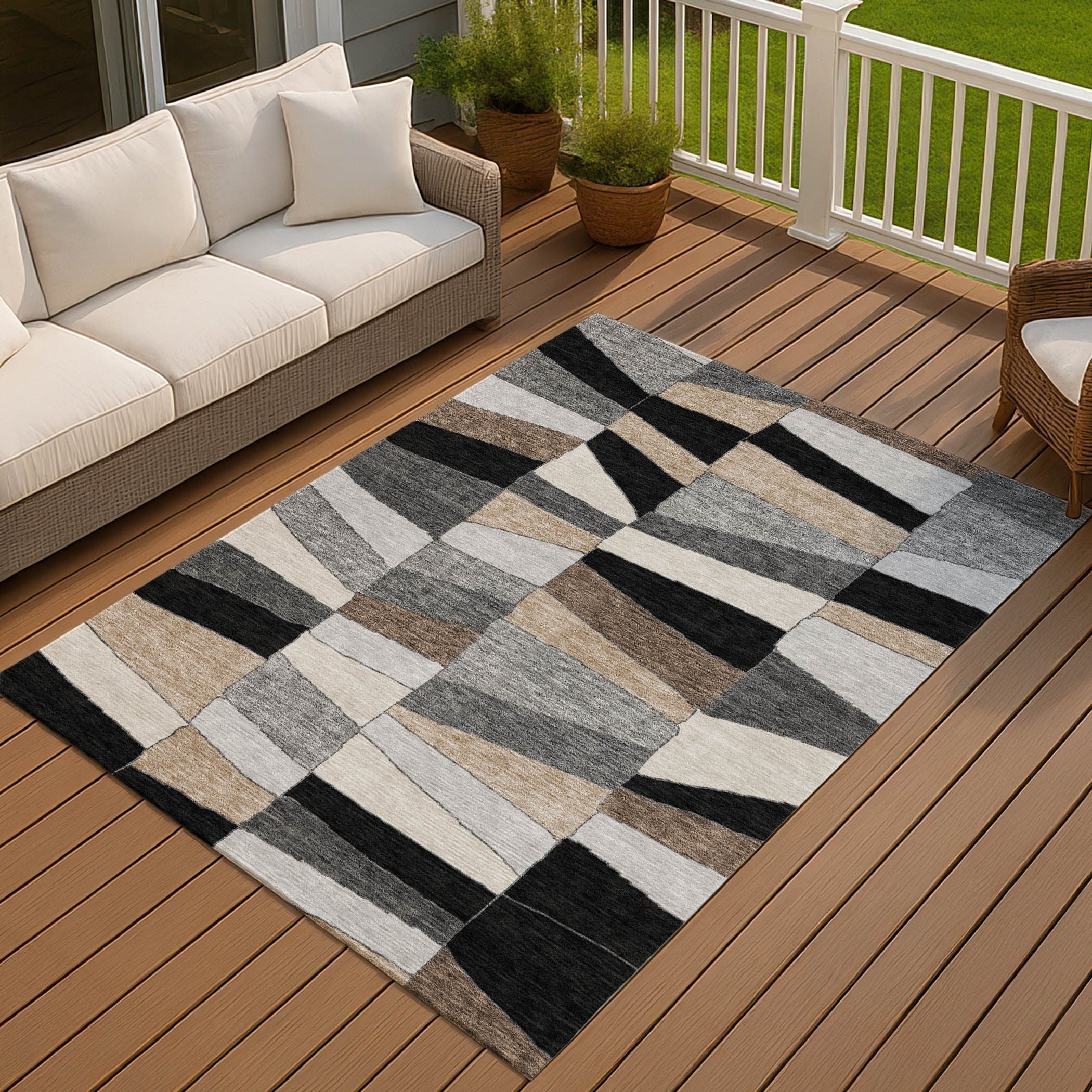 Machine Washable Indoor Outdoor Contemporary Saint Chantille Rug