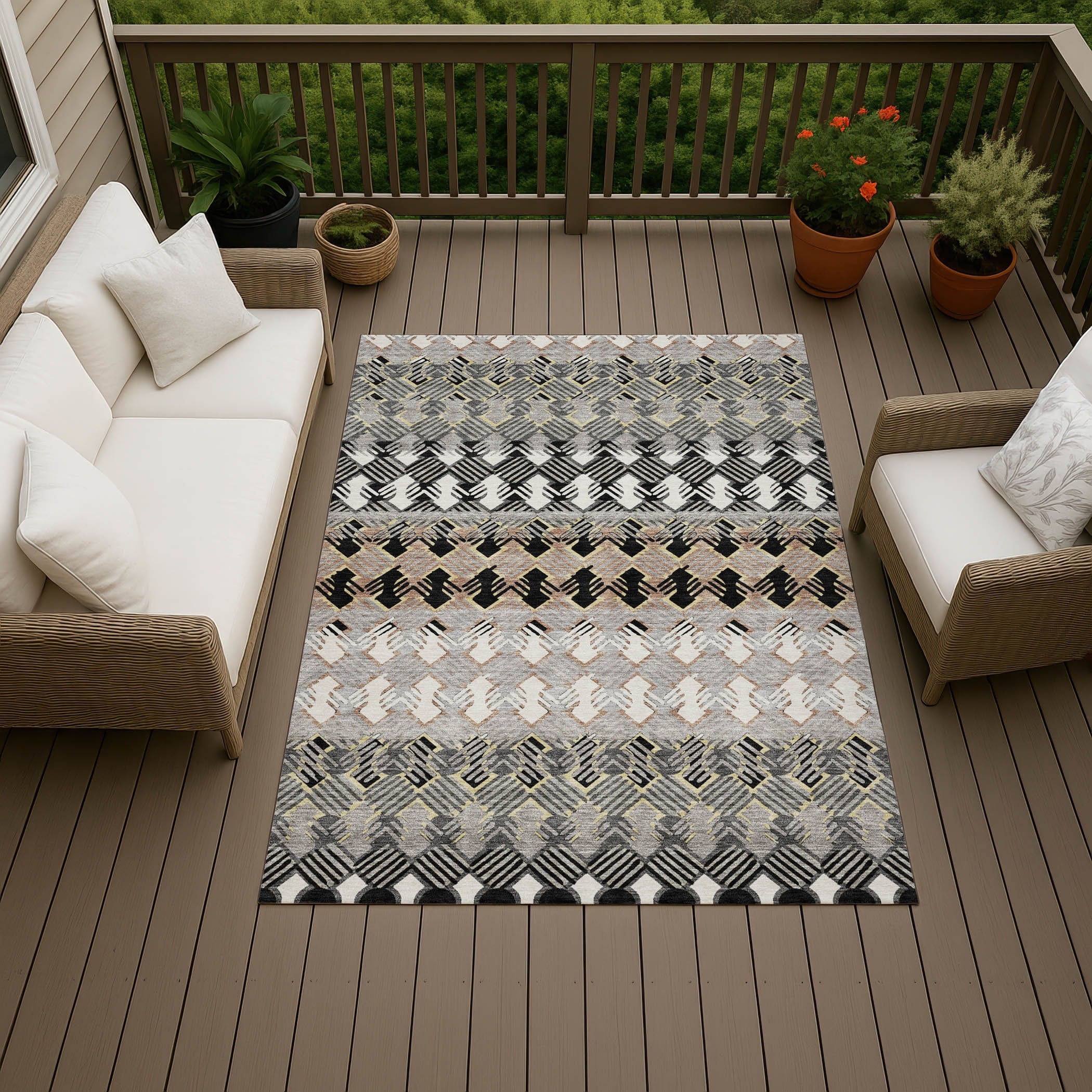 Machine Washable Indoor Outdoor Global Mcrae Chantille Rug