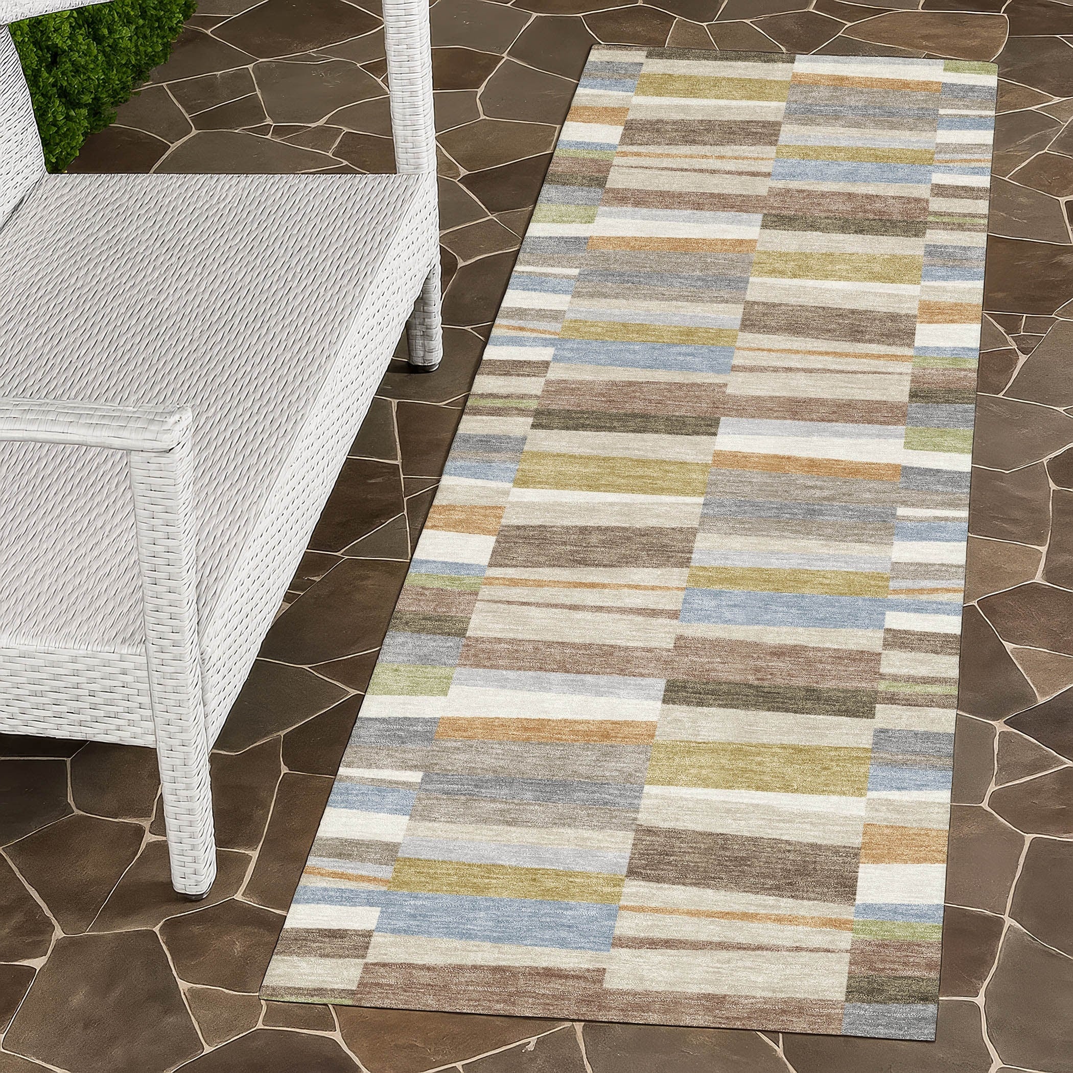 Machine Washable Indoor Outdoor Modern Antonito Chantille Rug