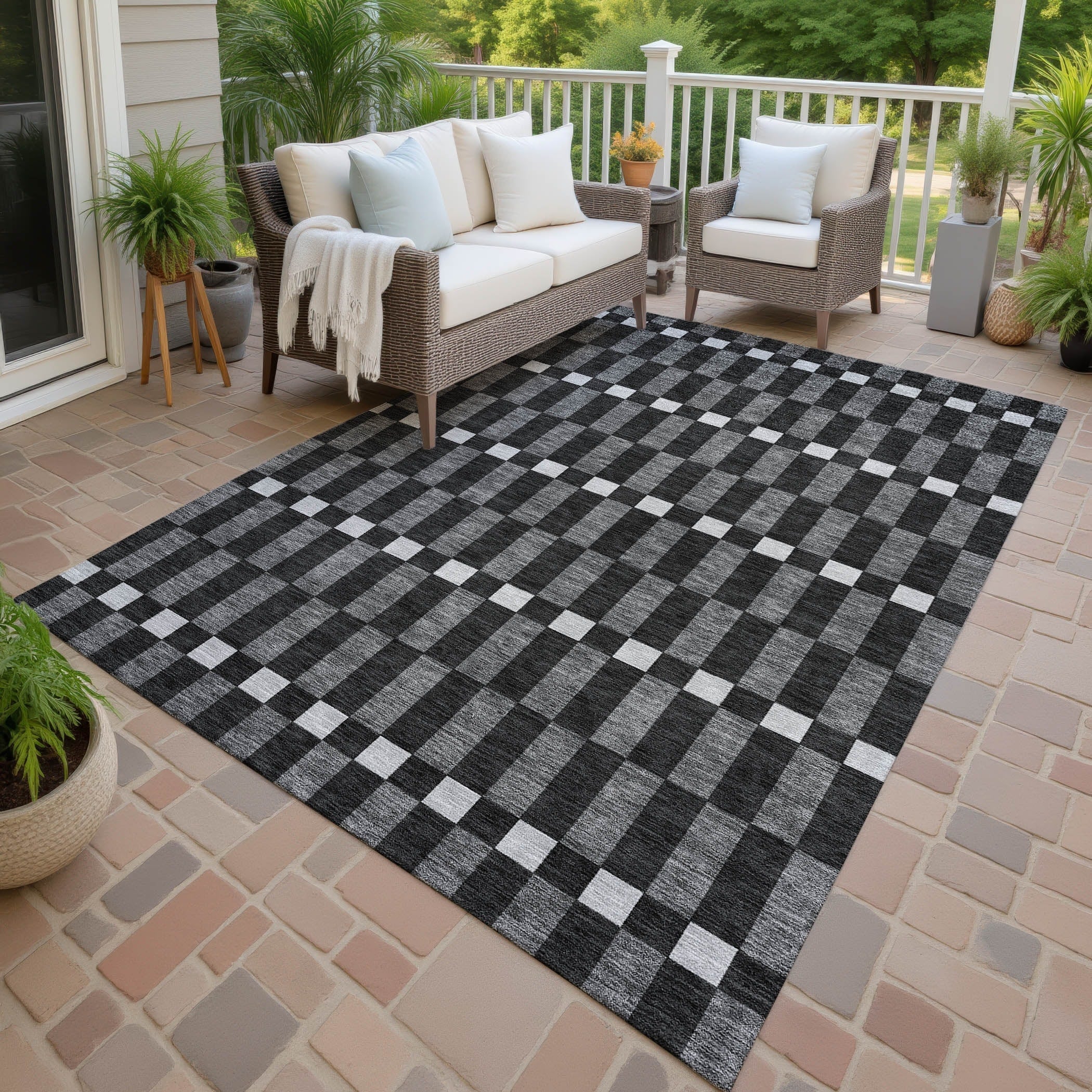 Machine Washable Indoor Outdoor Modern Augusta Chantille Rug