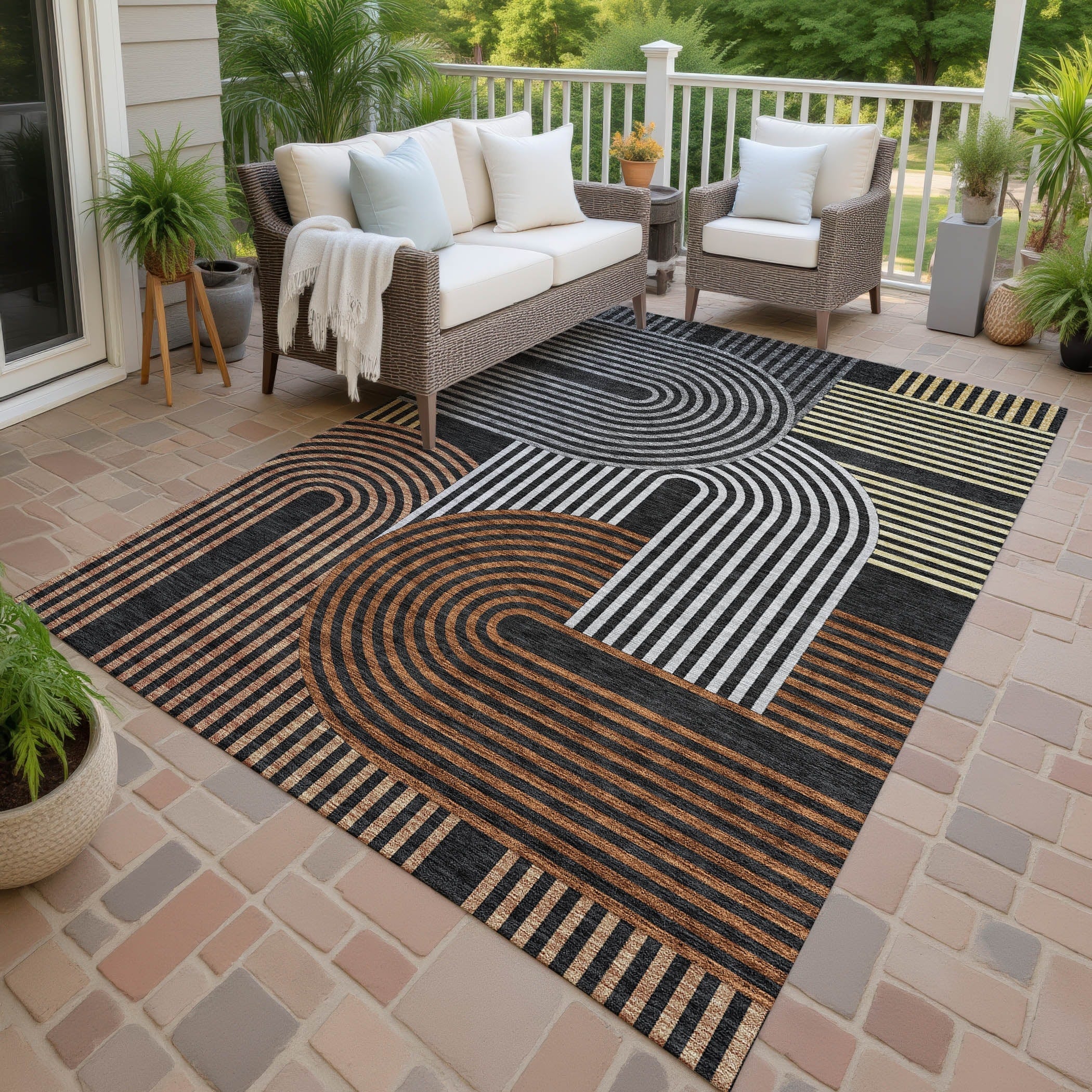 Machine Washable Indoor Outdoor Modern Basehor Chantille Rug