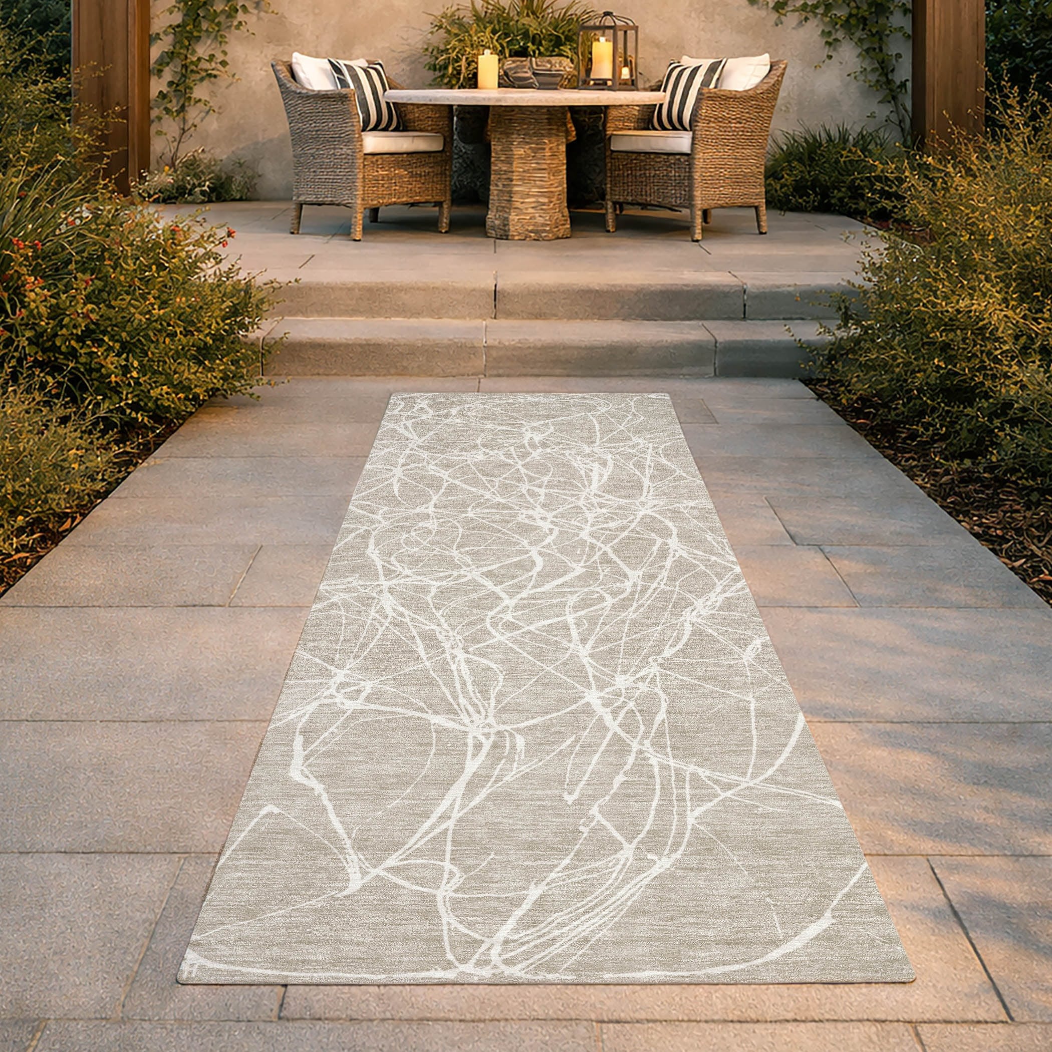 Machine Washable Indoor Outdoor Modern Bloomington Chantille Rug