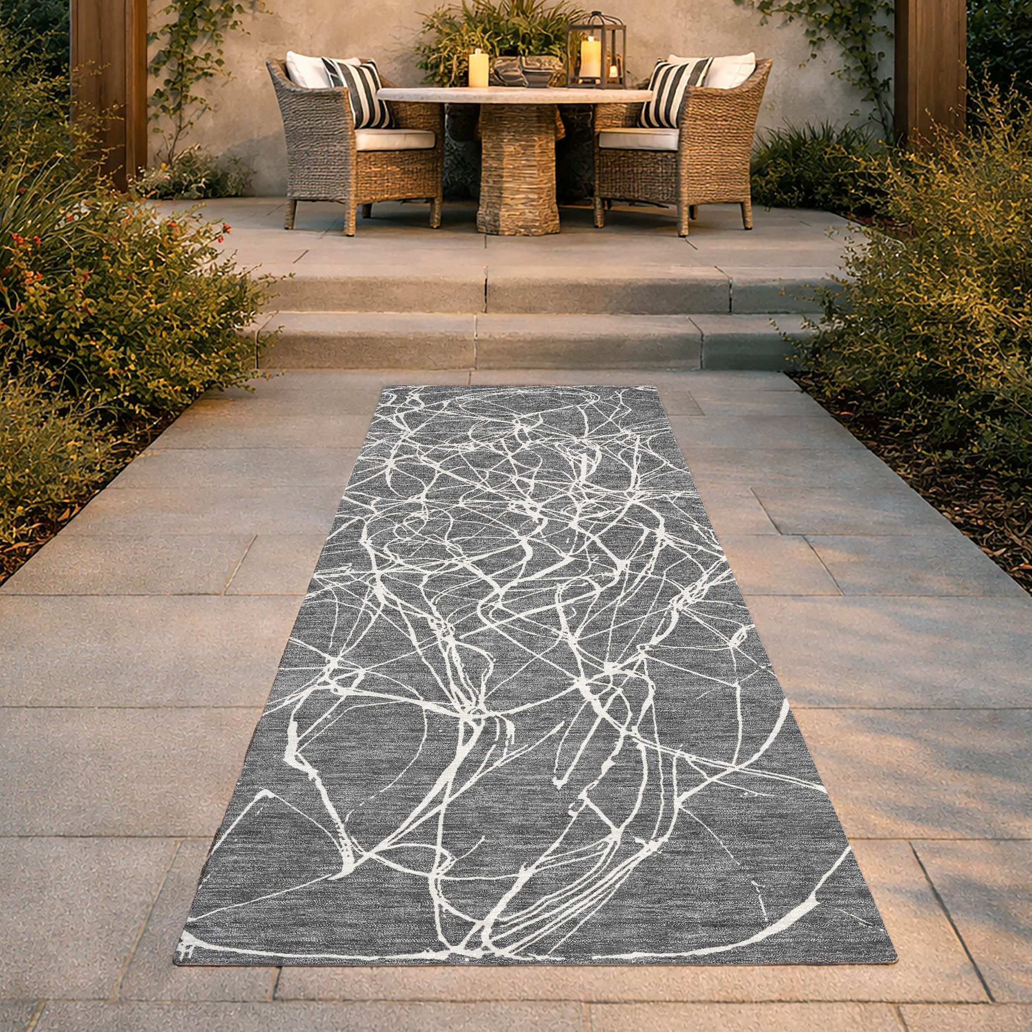 Machine Washable Indoor Outdoor Modern Bloomington Chantille Rug