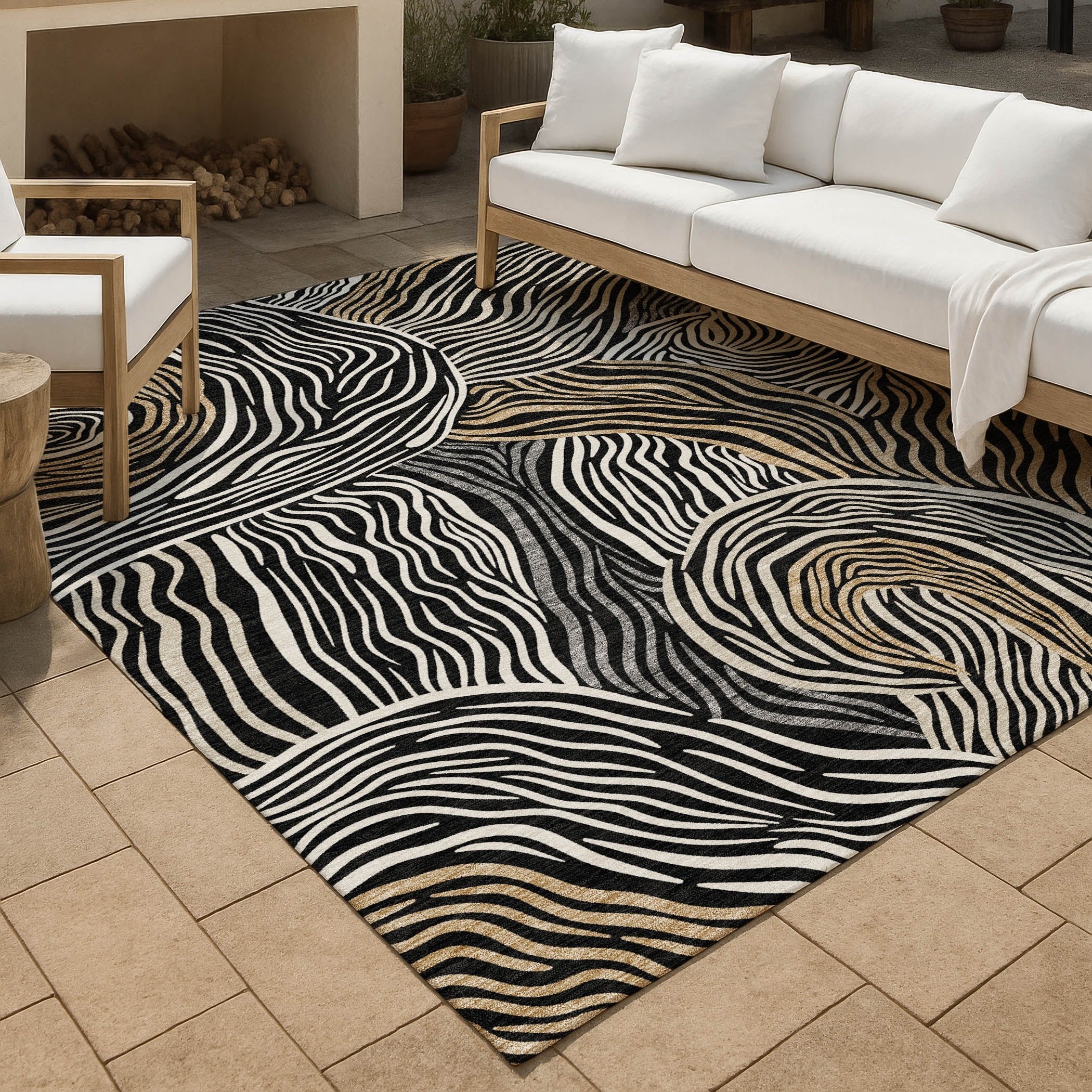 Machine Washable Indoor Outdoor Modern Cortez Chantille Rug