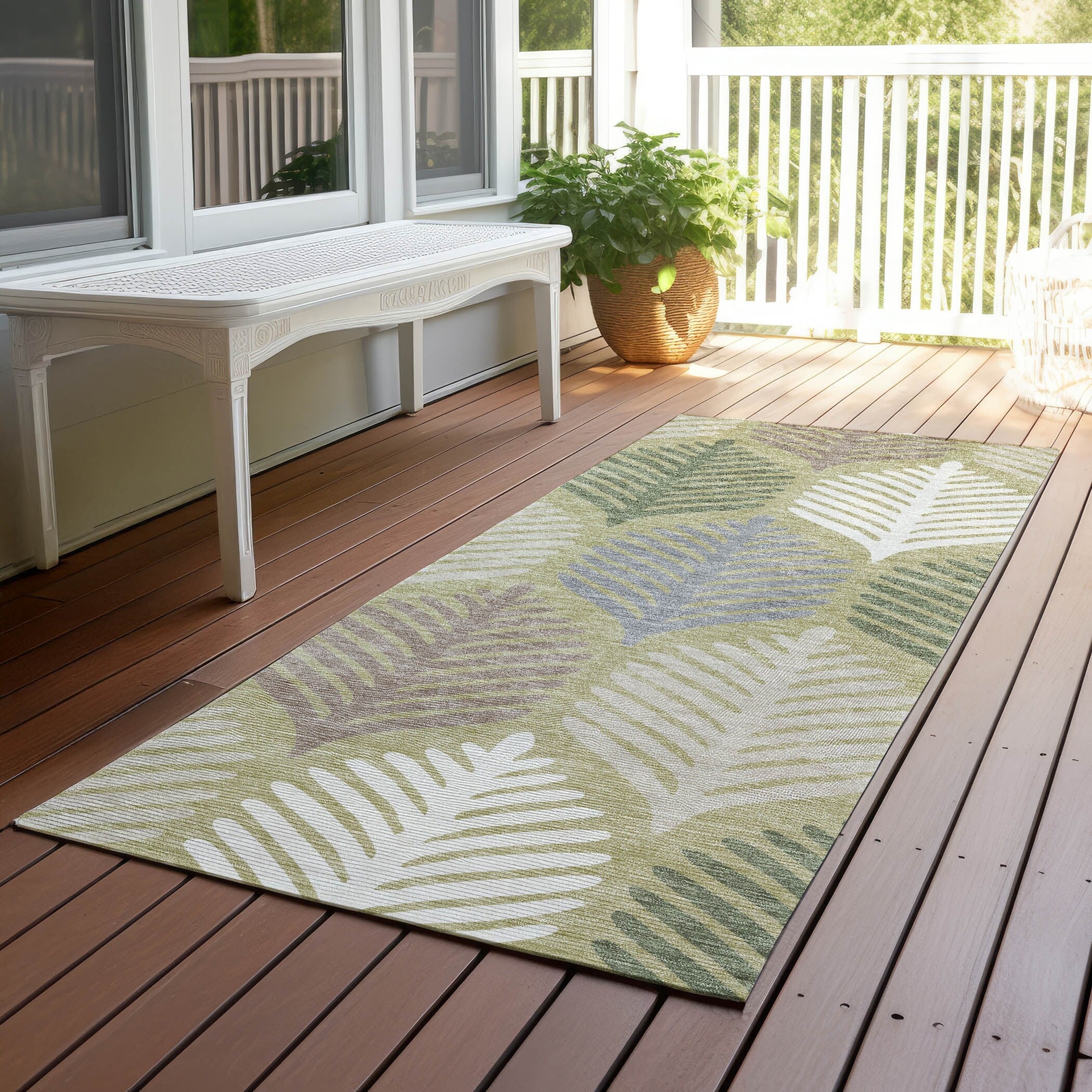 Machine Washable Indoor Outdoor Modern Fern Chantille Rug
