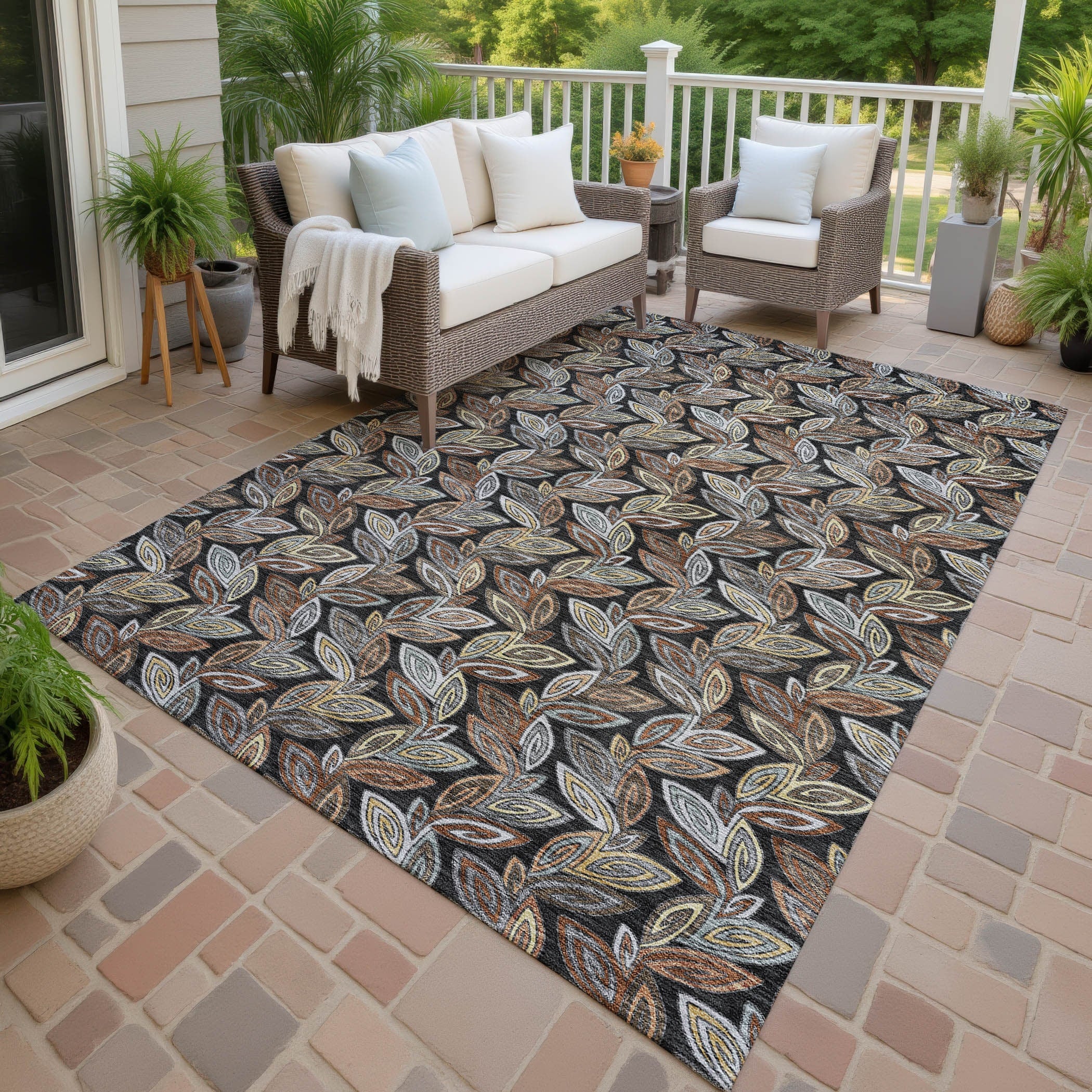 Machine Washable Indoor Outdoor Modern Rose Hill Chantille Rug