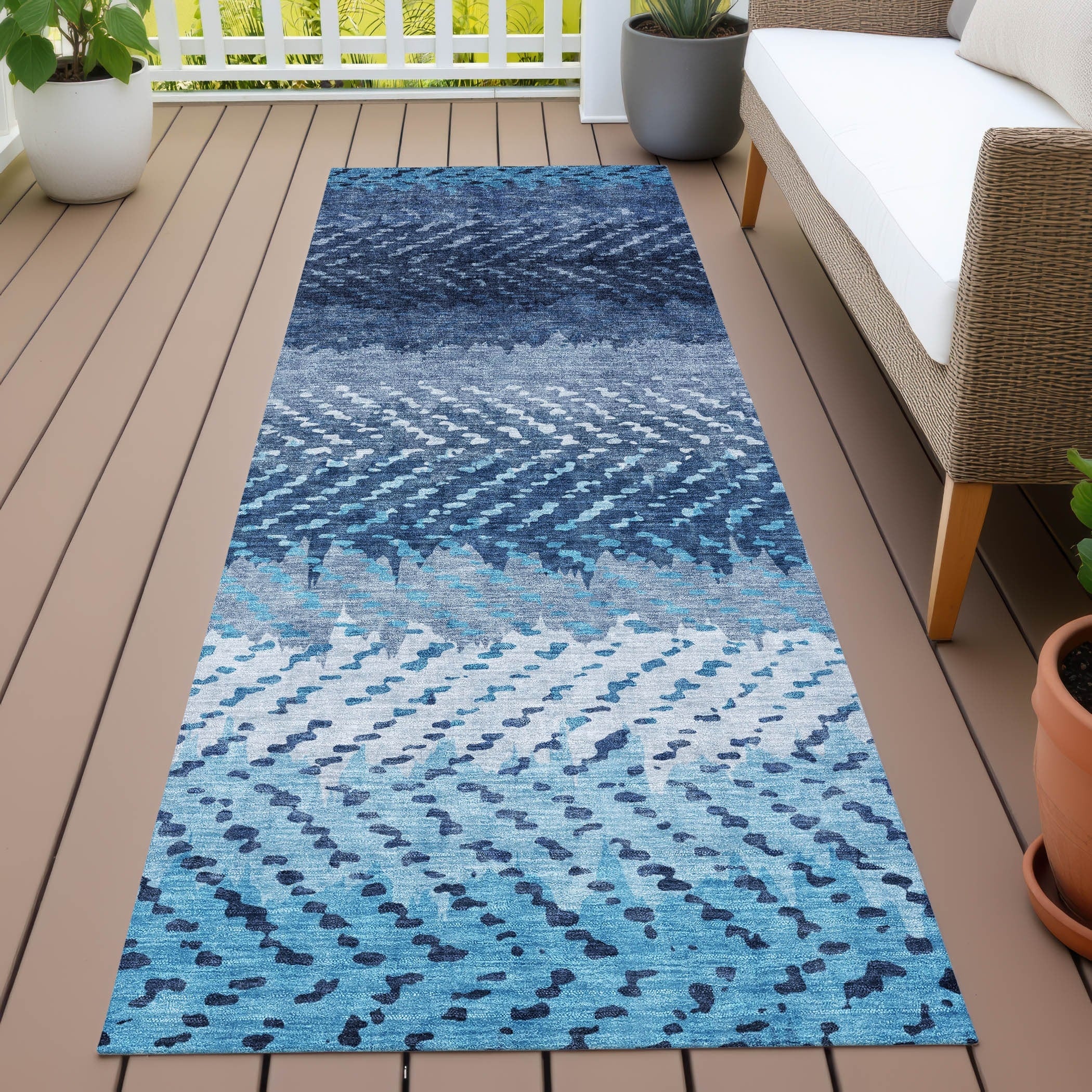 Machine Washable Indoor Outdoor Modern Stripe Chantille Rug