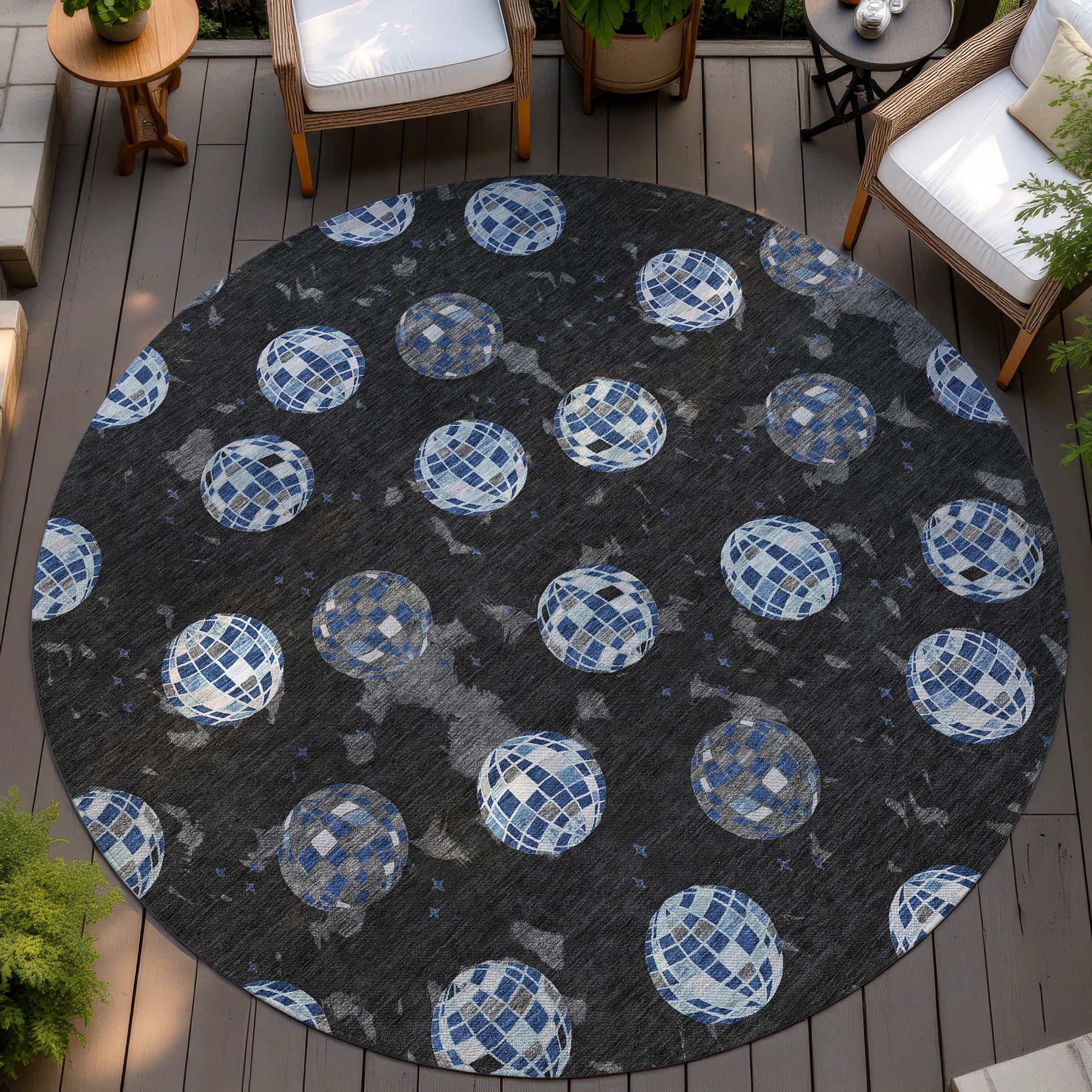 Machine Washable Indoor Outdoor Modern Timnath Chantille Rug