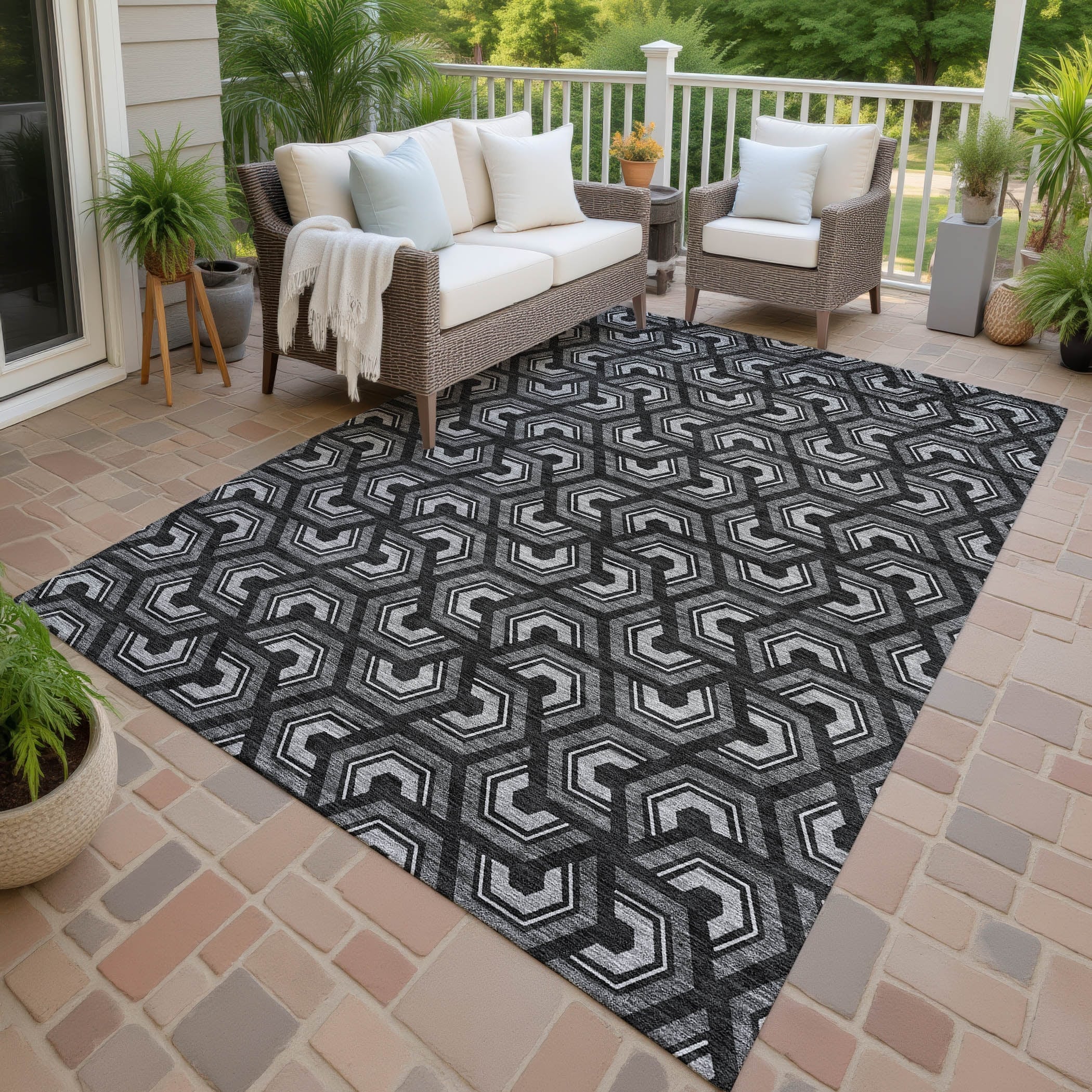 Machine Washable Indoor Outdoor Modern Zoa Chantille Rug
