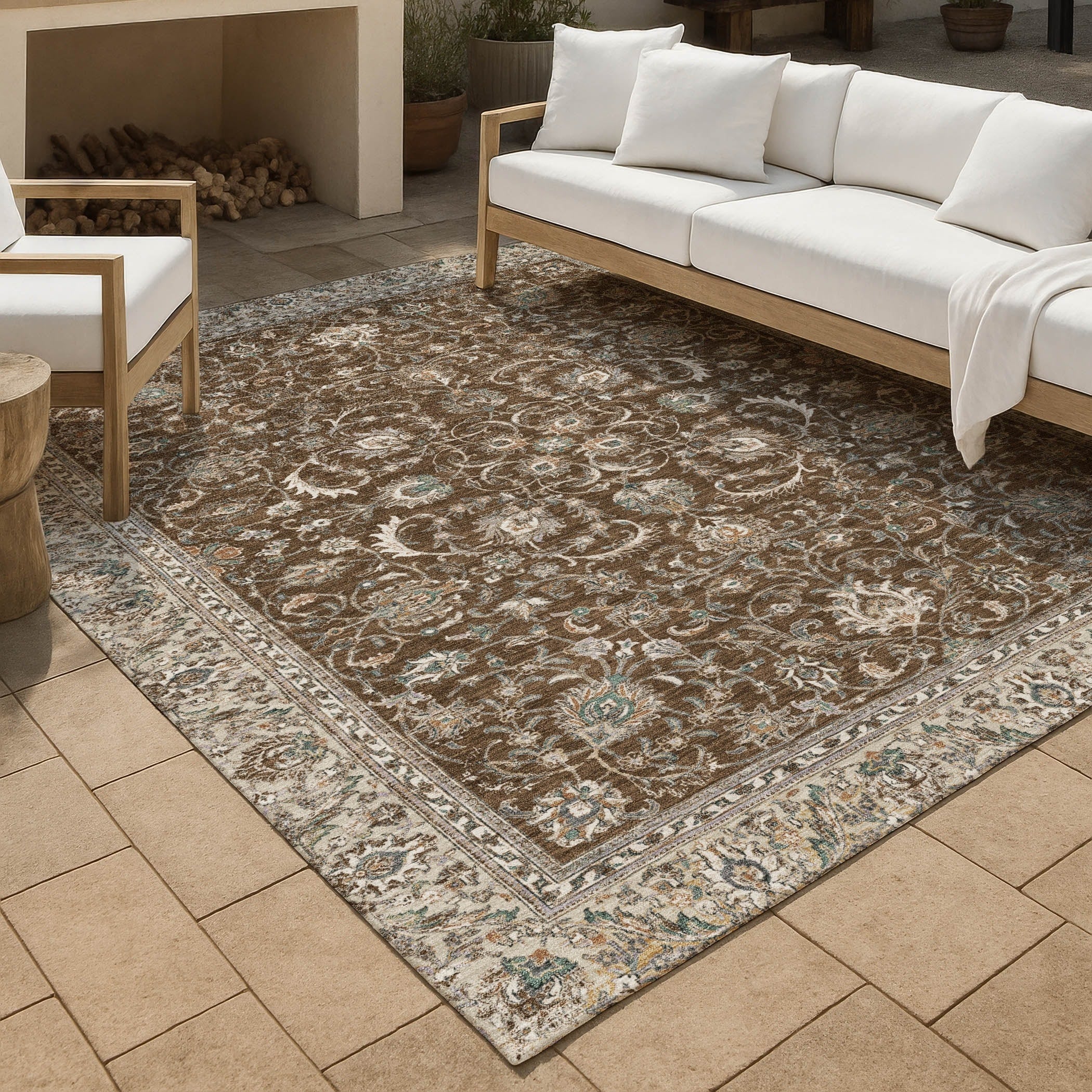Machine Washable Indoor Outdoor Traditional Arvada Chantille Rug