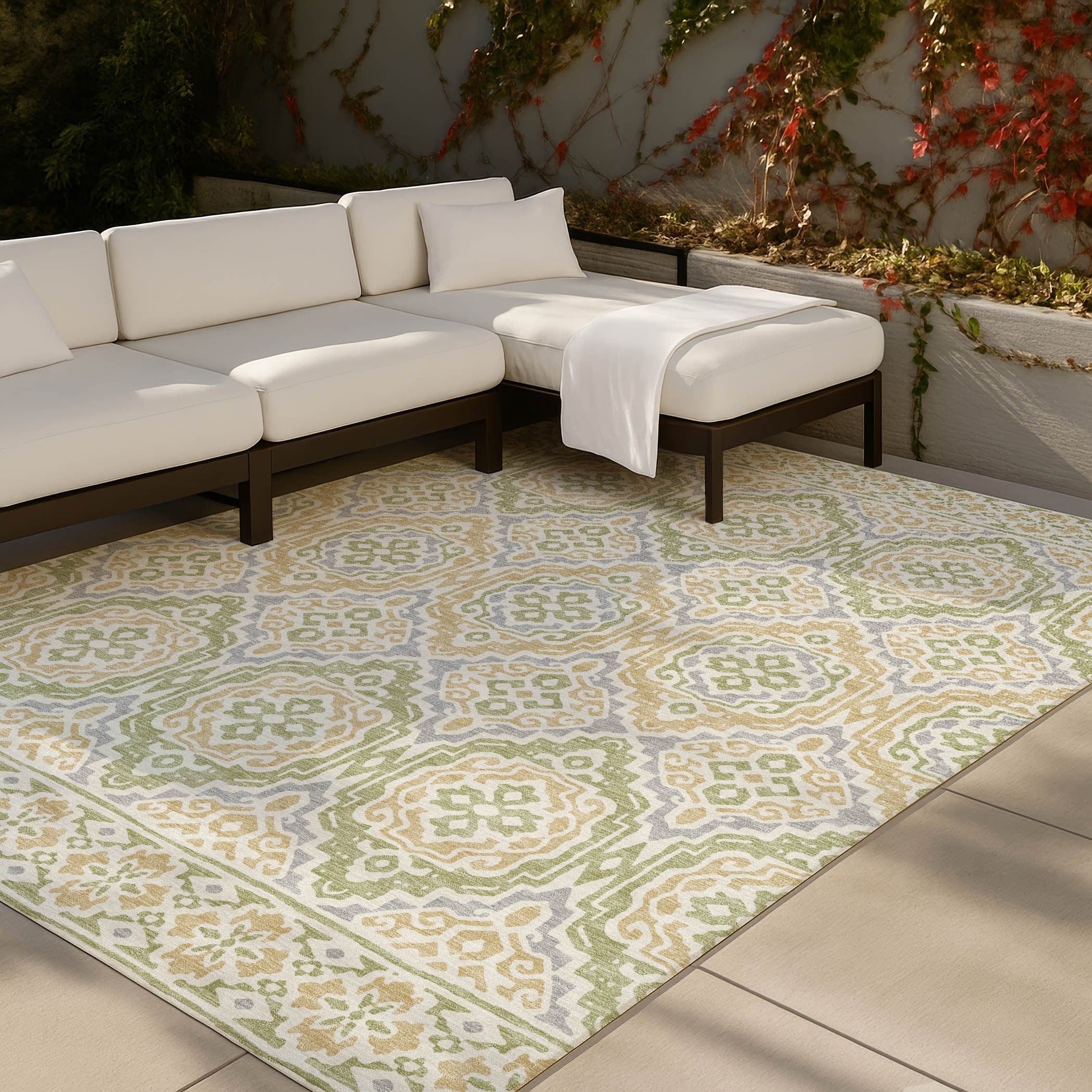 Machine Washable Indoor Outdoor Traditional Ophir Chantille Rug