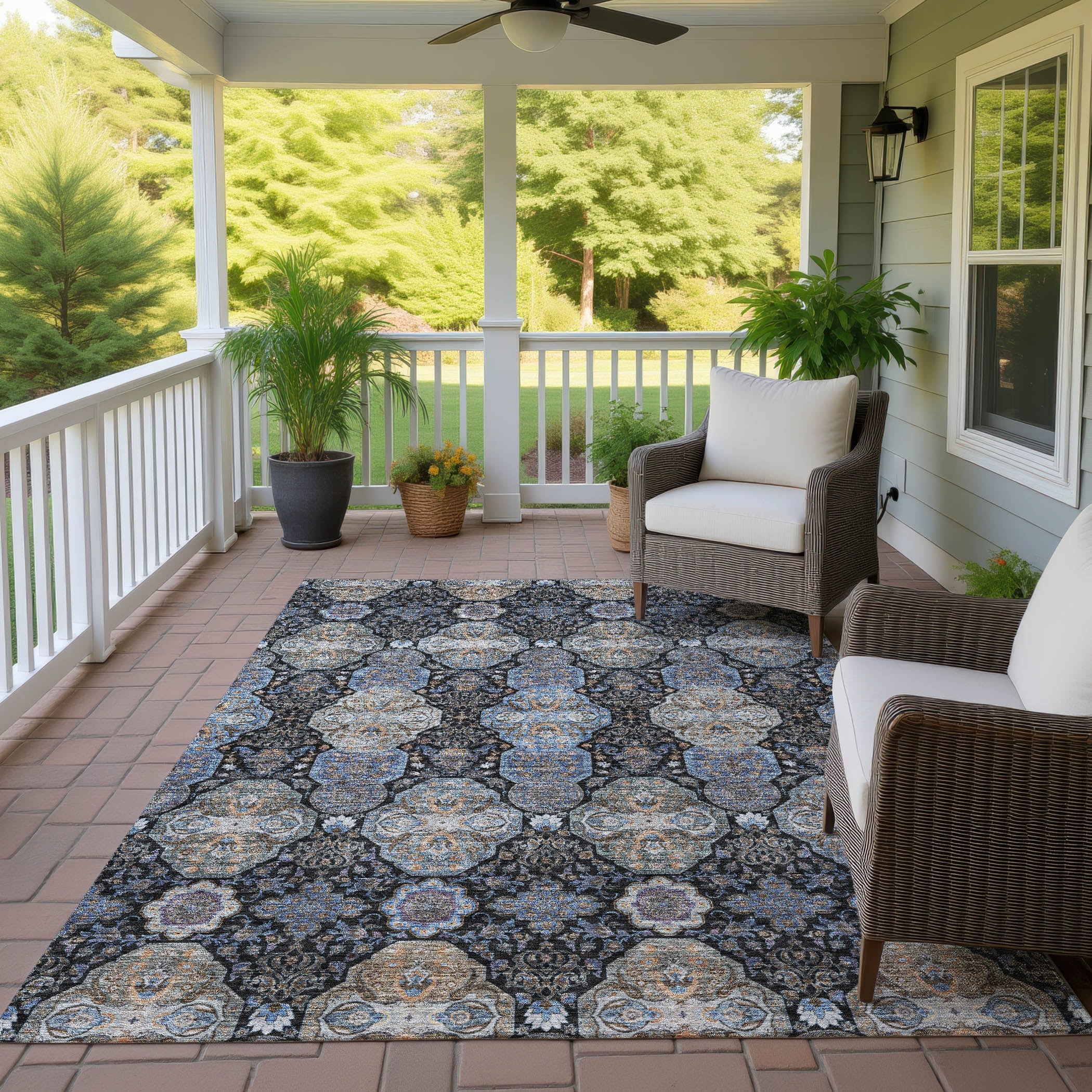 Machine Washable Indoor Outdoor Traditional Tracey Chantille Rug