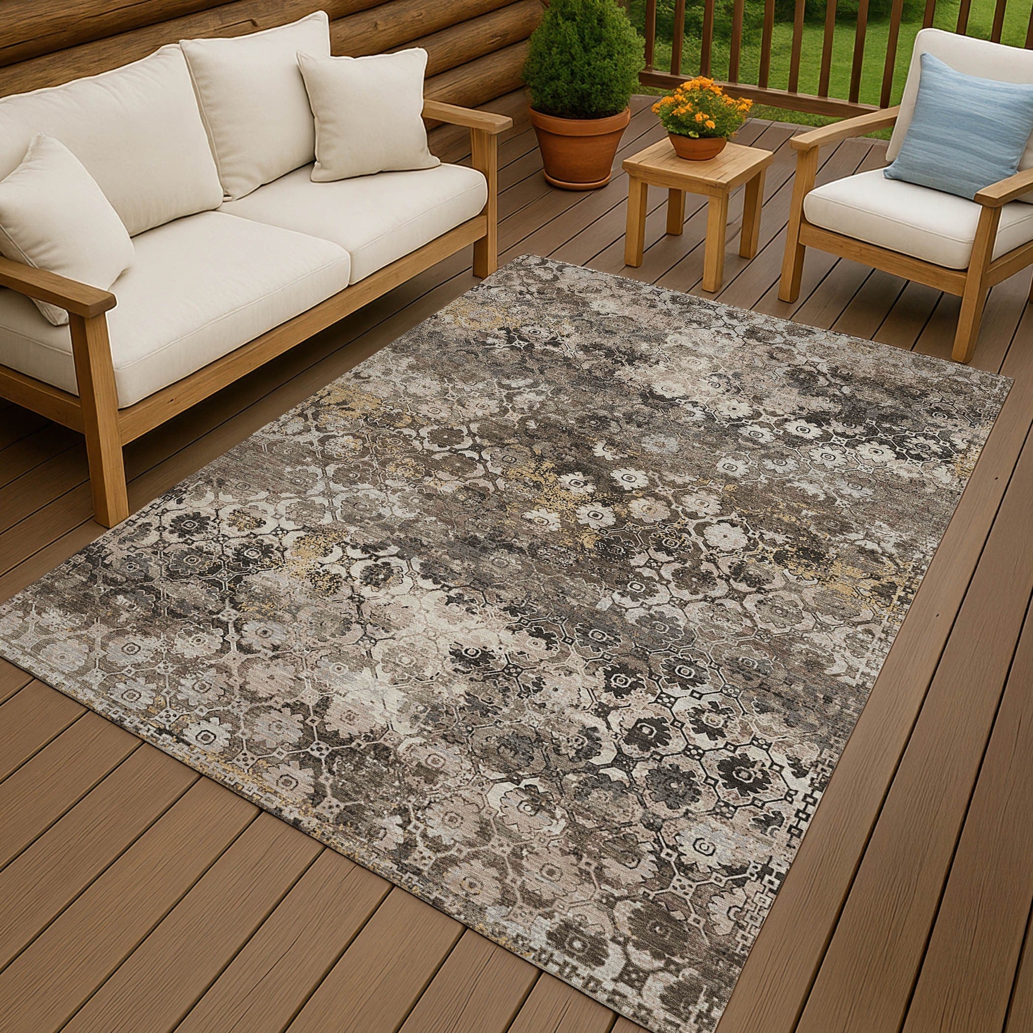 Machine Washable Indoor Outdoor Vintage Damask Chantille Rug