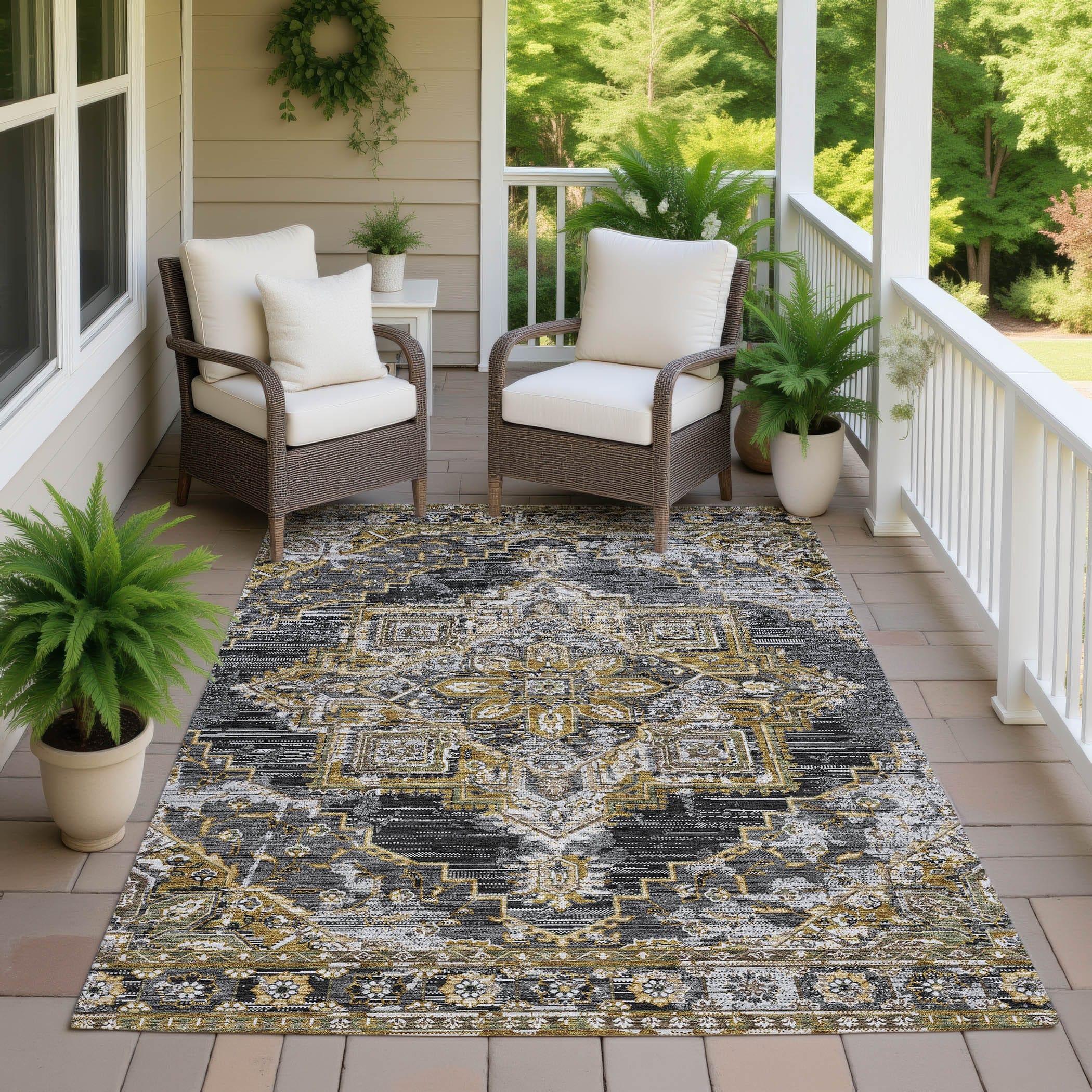 Machine Washable Indoor Outdoor Vintage Traditional Chantille Rug