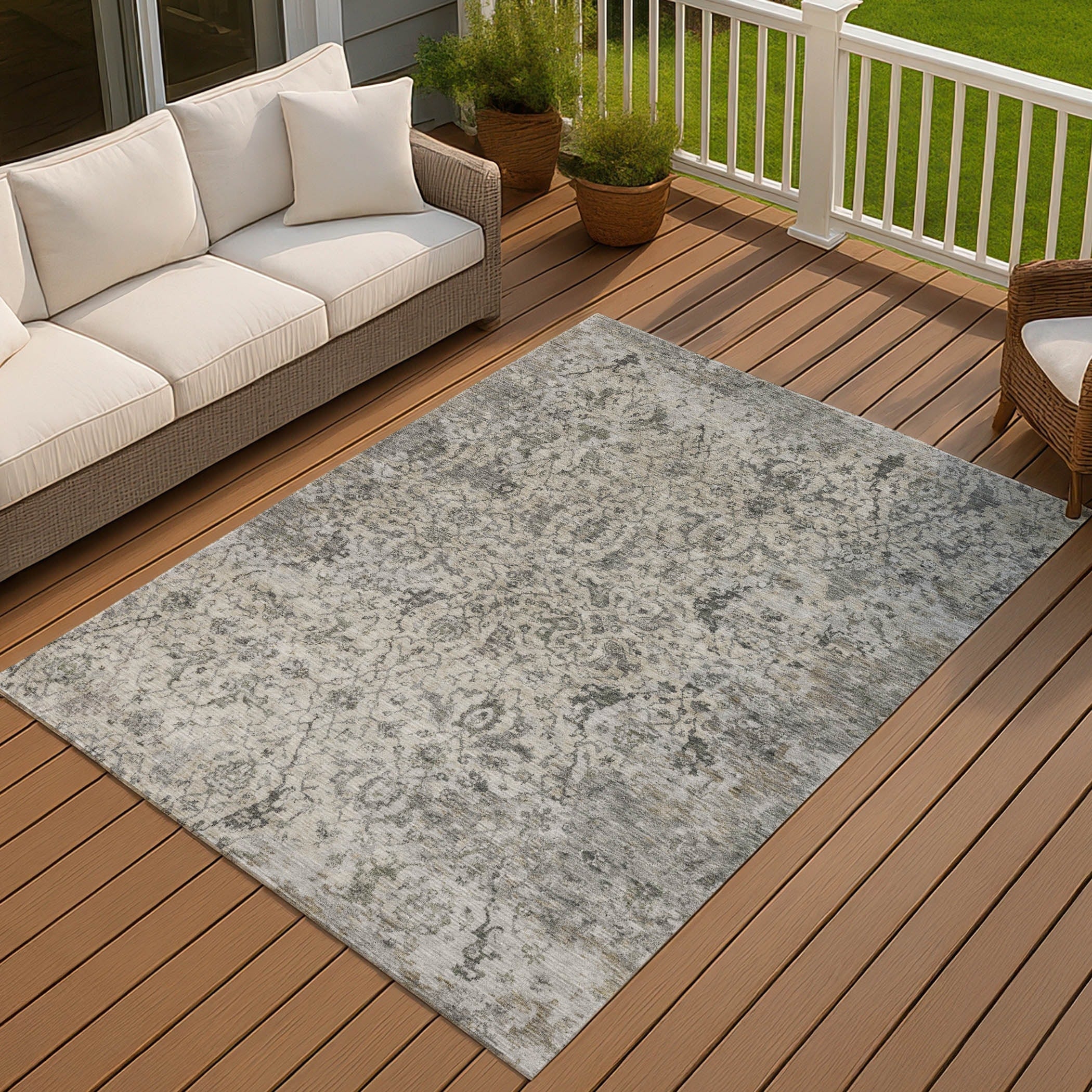 Machine Washable Indoor Outdoor Vintage Traditional Chantille Rug