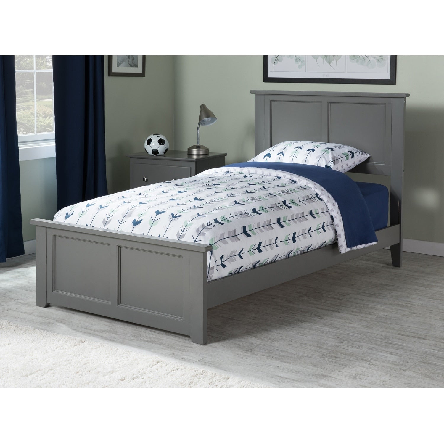 Madison Twin Xl Traditional Bed With Matching Foot Board In Atlantic Grey